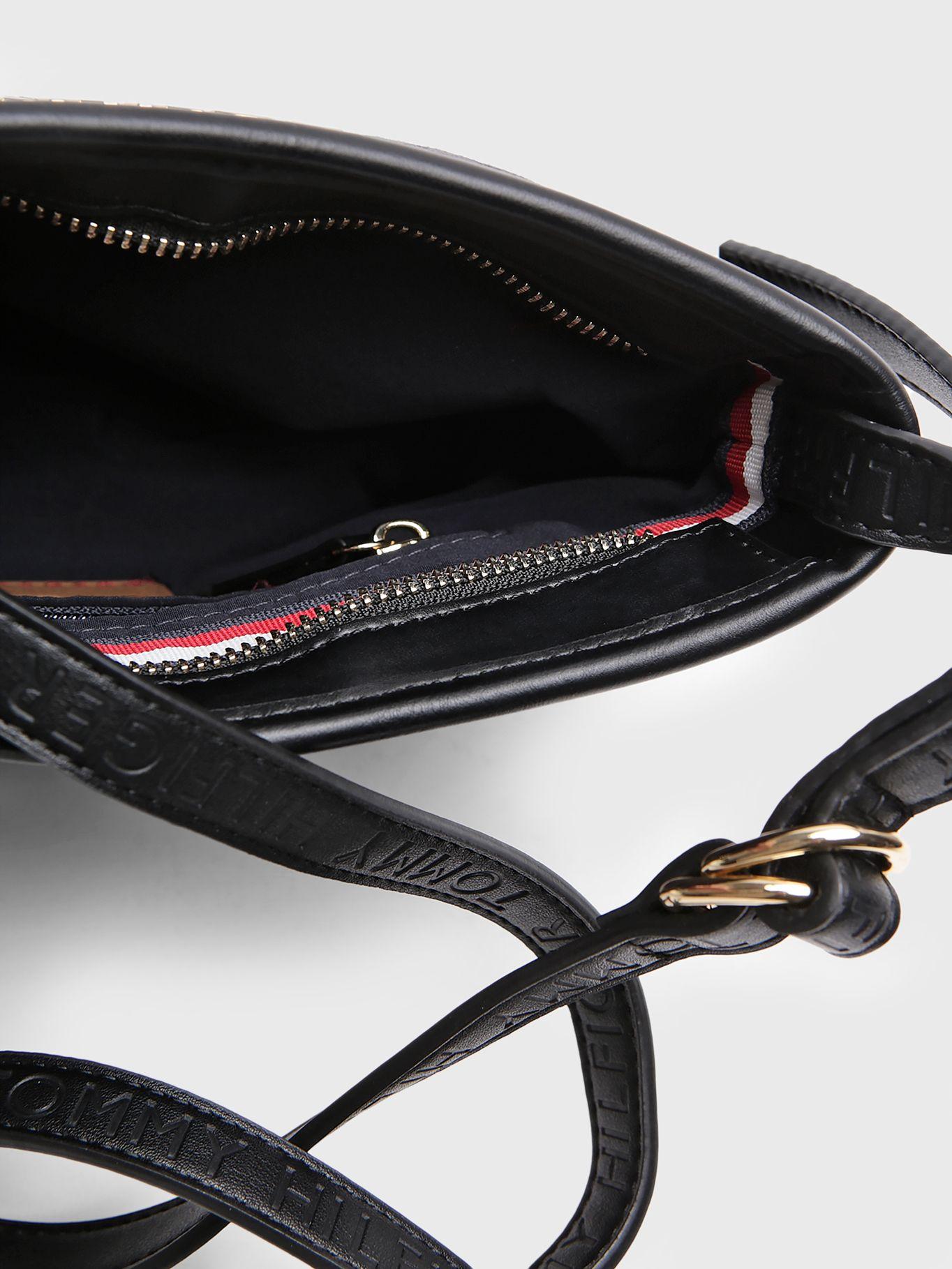 Cartera Monogram Con Cierre Negro Tommy Hilfiger-4