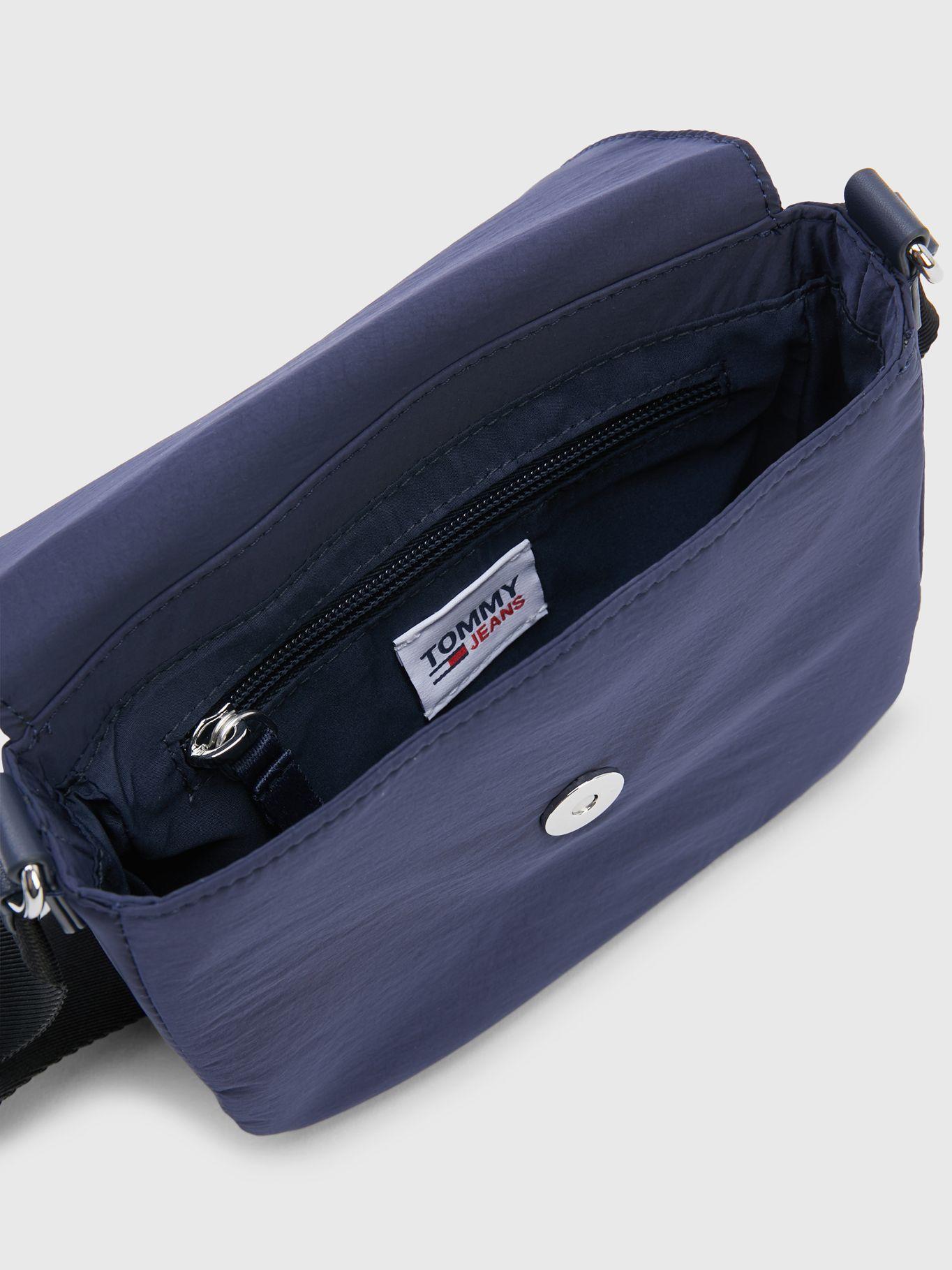 Crossover Flap Casual Con  Logo Azul Tommy Hilfiger-2