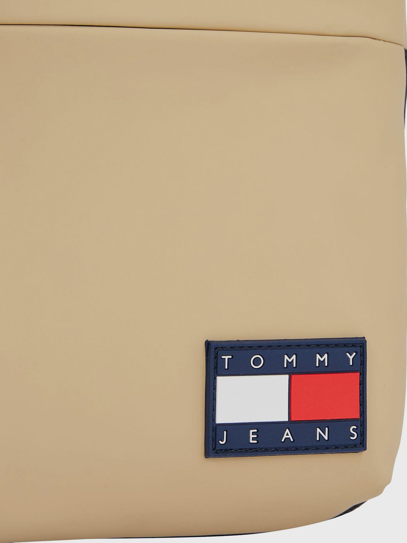 Bolso Reporter Essential Beige Tommy Jeans-3