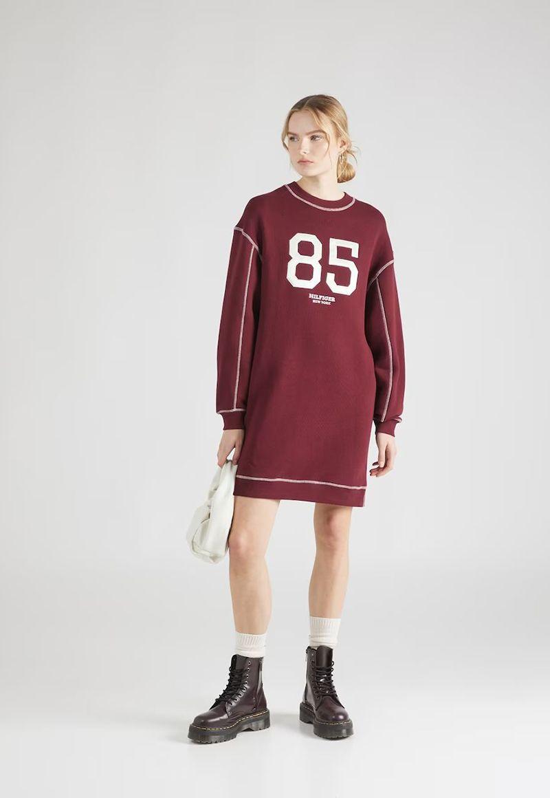 VESTIDO ESTILO UNIVERSITARIO BURDEO TOMMY HILFIGER-1