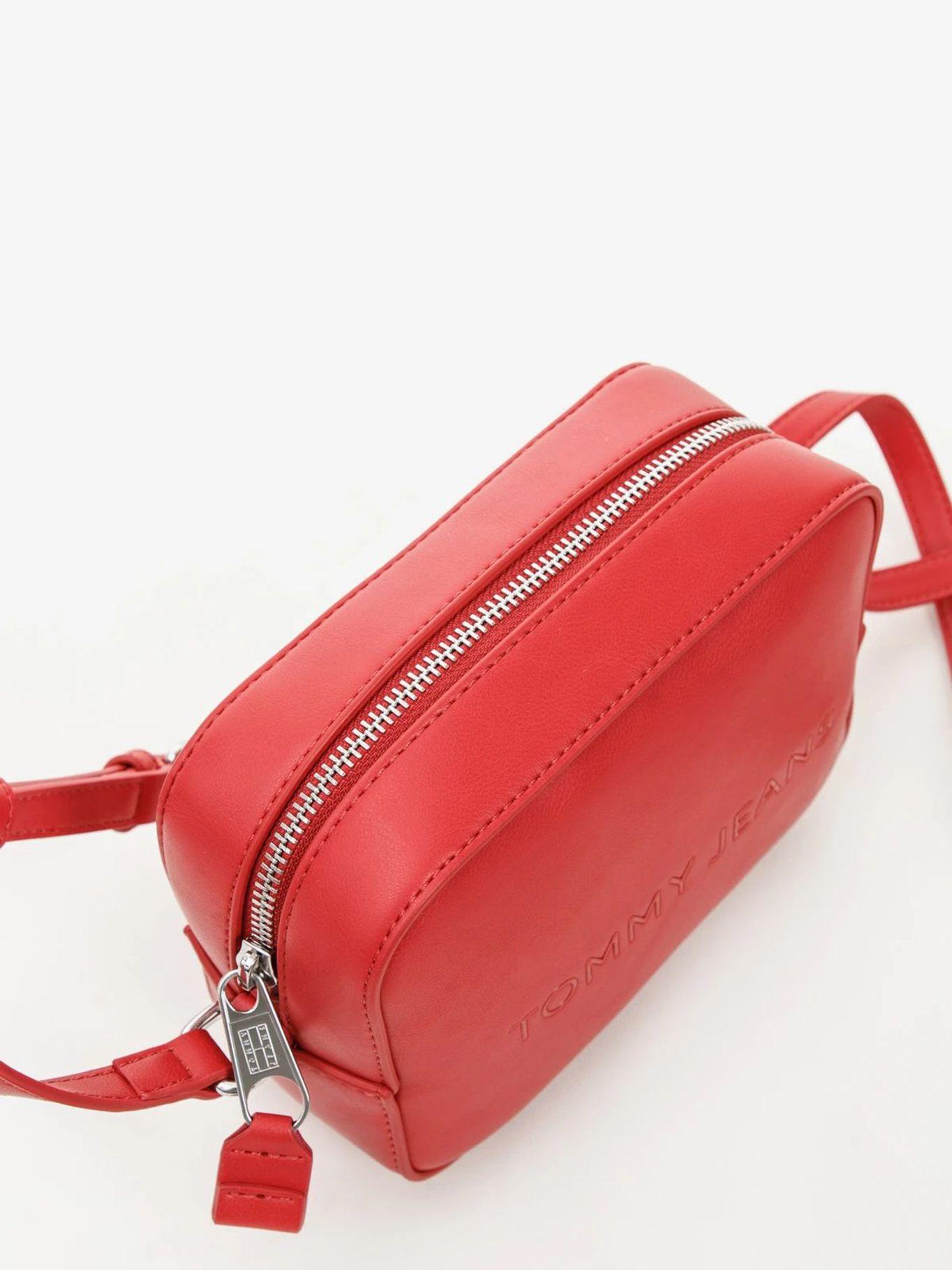 Bandolera Essential y Logo Relieve Rojo Tommy Hilfiger-3