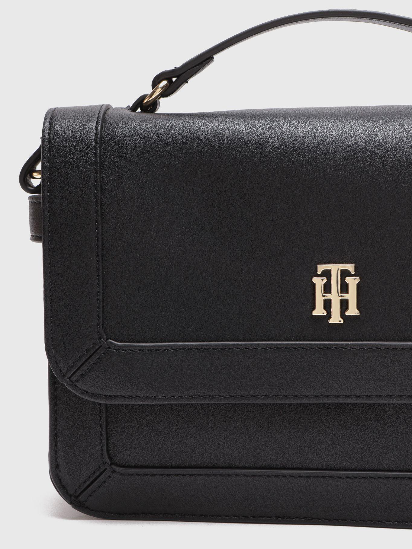 Bolso Bandolera Con Solapa Negro Tommy Hilfiger-3