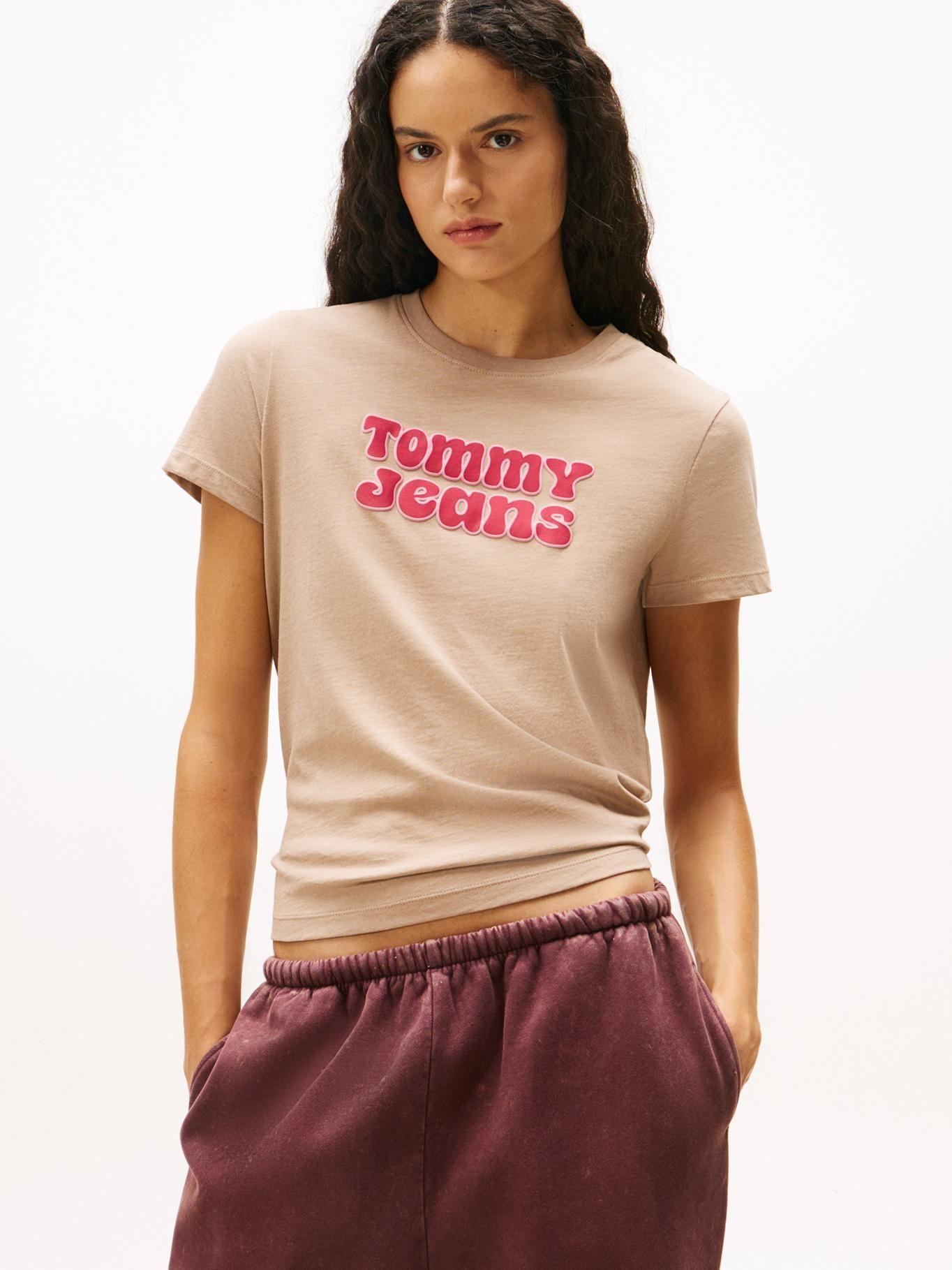 Polera Essential Logo Regular Fit Beige Tommy Jeans-0