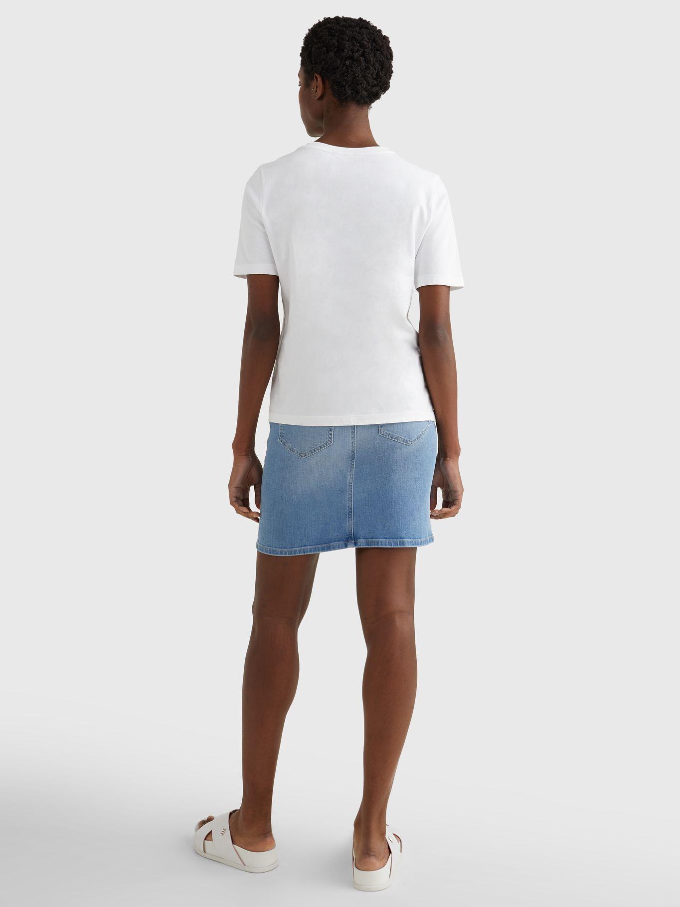 Polera Logo Metalizado Blanco Tommy Hilfiger JN2-1