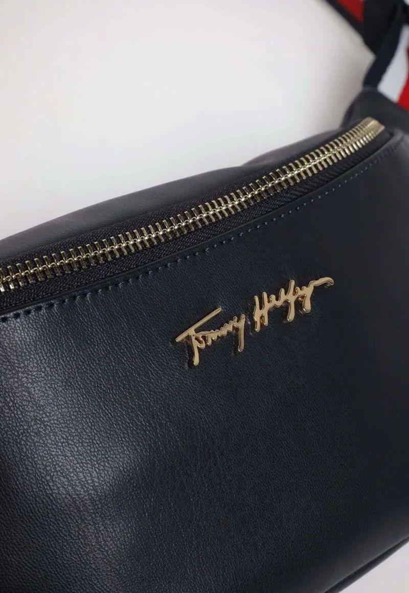 Banano Corporate Signature Azul Tommy Hilfiger-2