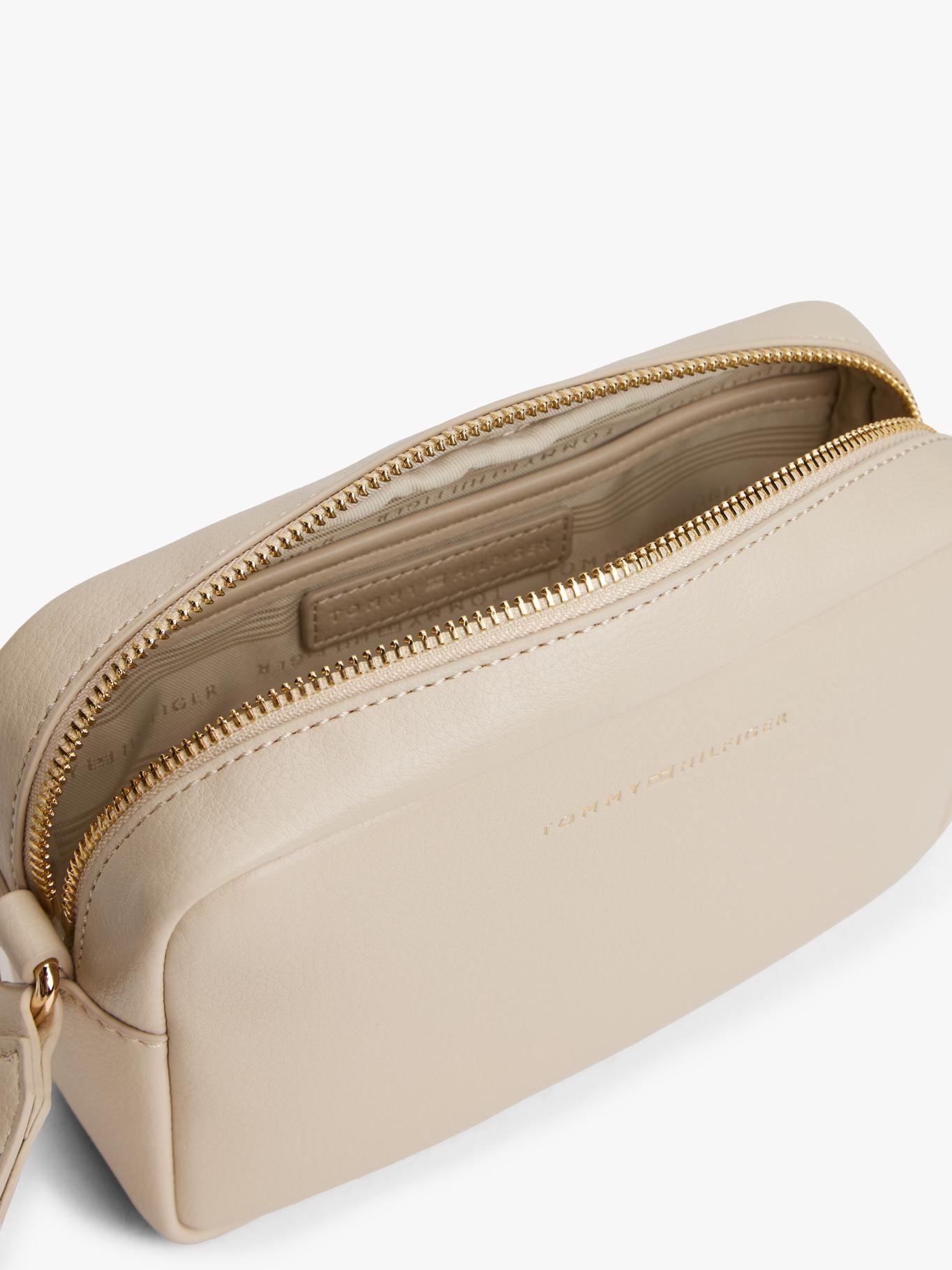 Bandolera Tonal Con Logo Beige Tommy Hilfiger-3