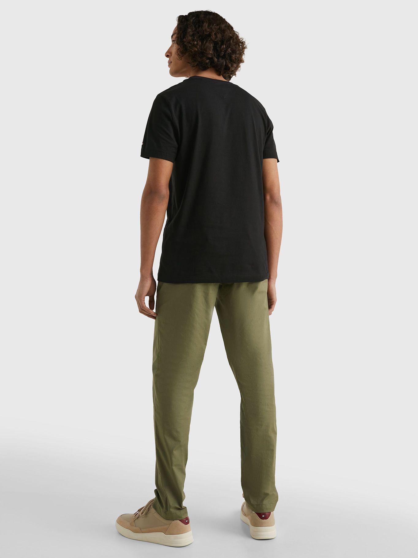 Polera Logo Curve Slim Fit Negro Tommy Hilfiger-2