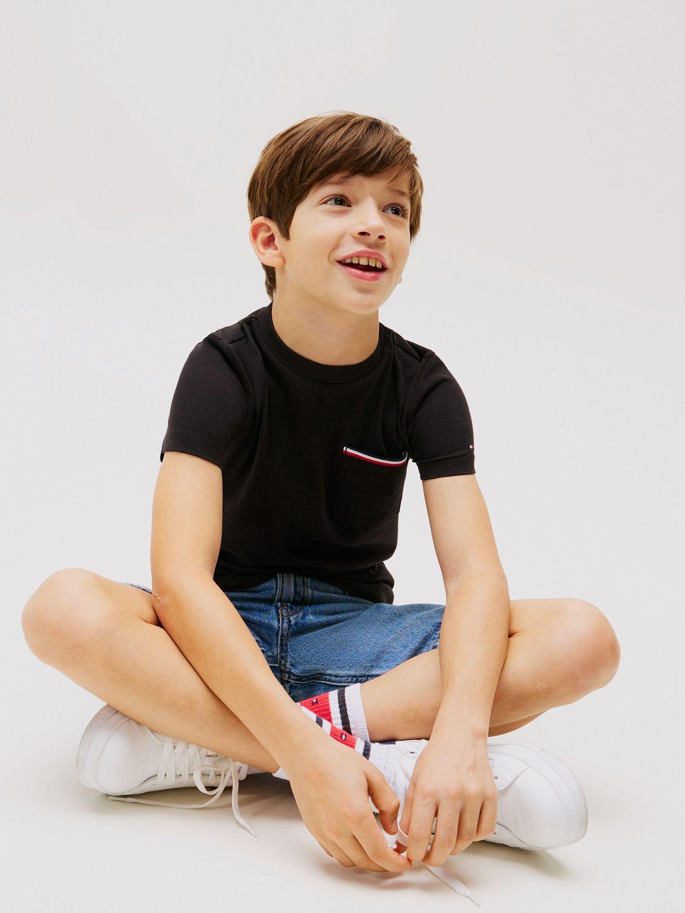 Polera Con Bolsillo Distintivo Negro Tommy Hilfiger-3