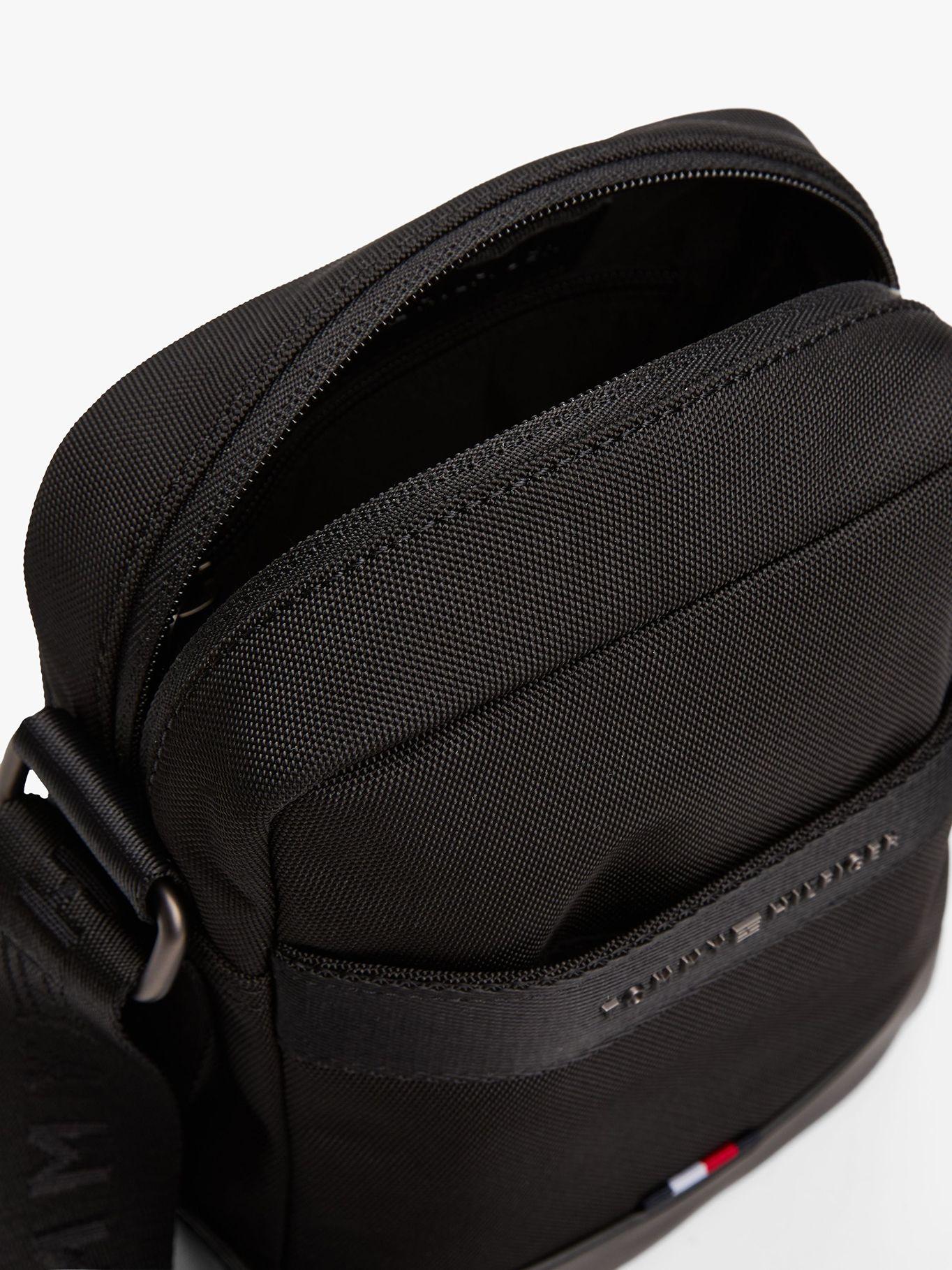 Bolso Reporter  Logo BDS Metálico Negro Tommy Hilfiger-3