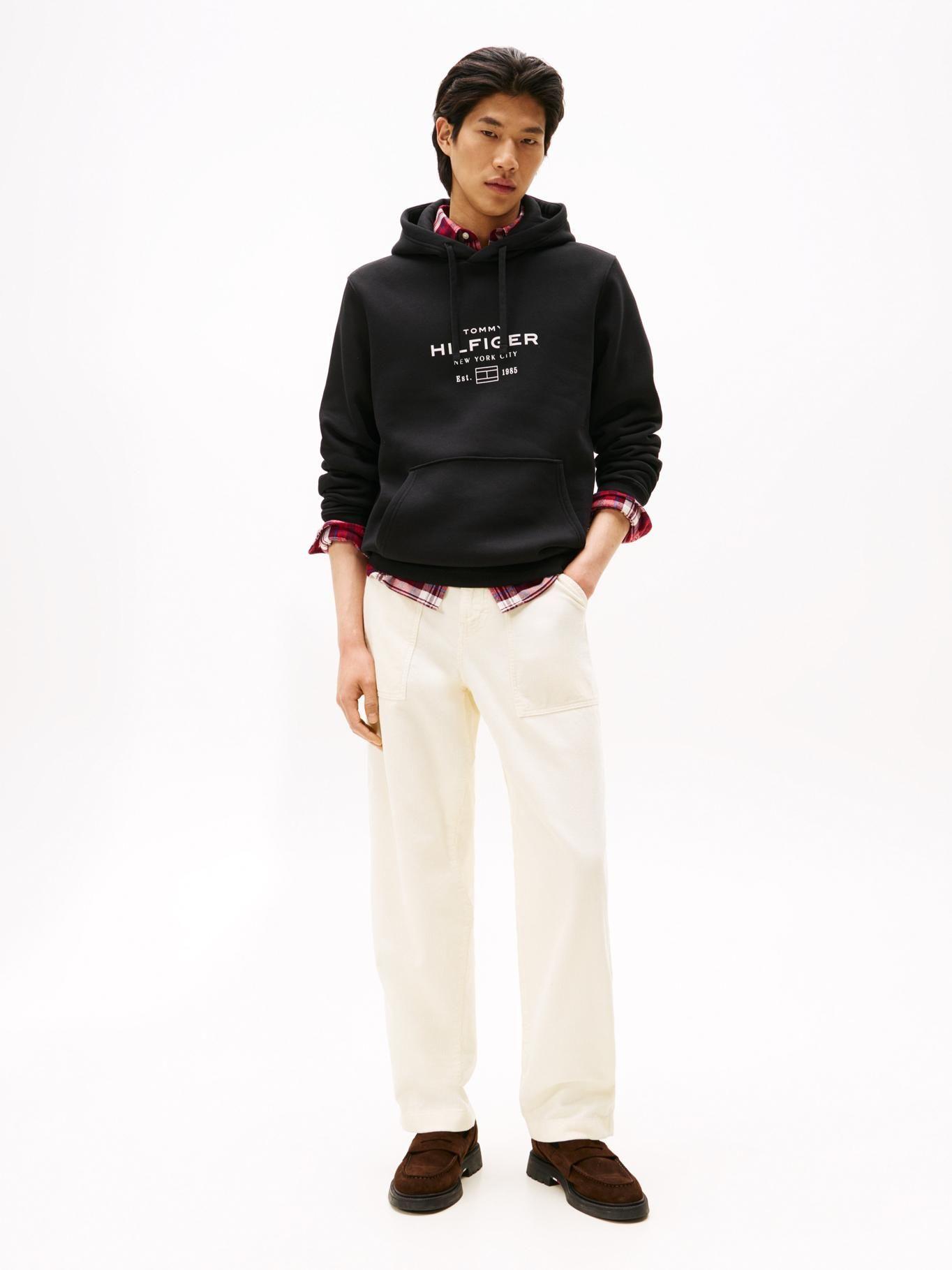 Polerón Hoodie Oval Logo Gráfico Negro Tommy Hilfiger-1