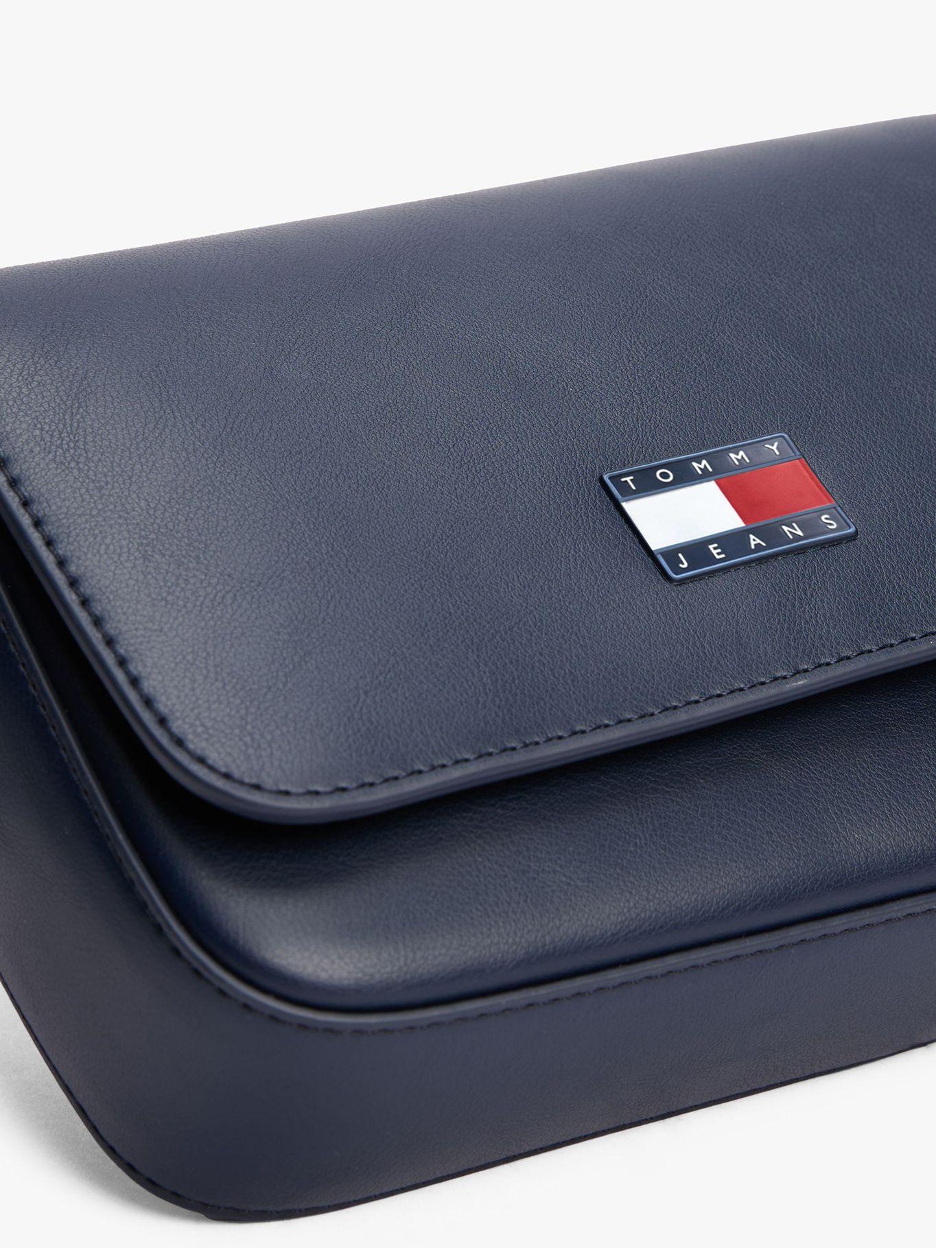 Bandolera Essential Con Solapa Azul Tommy Jeans-3