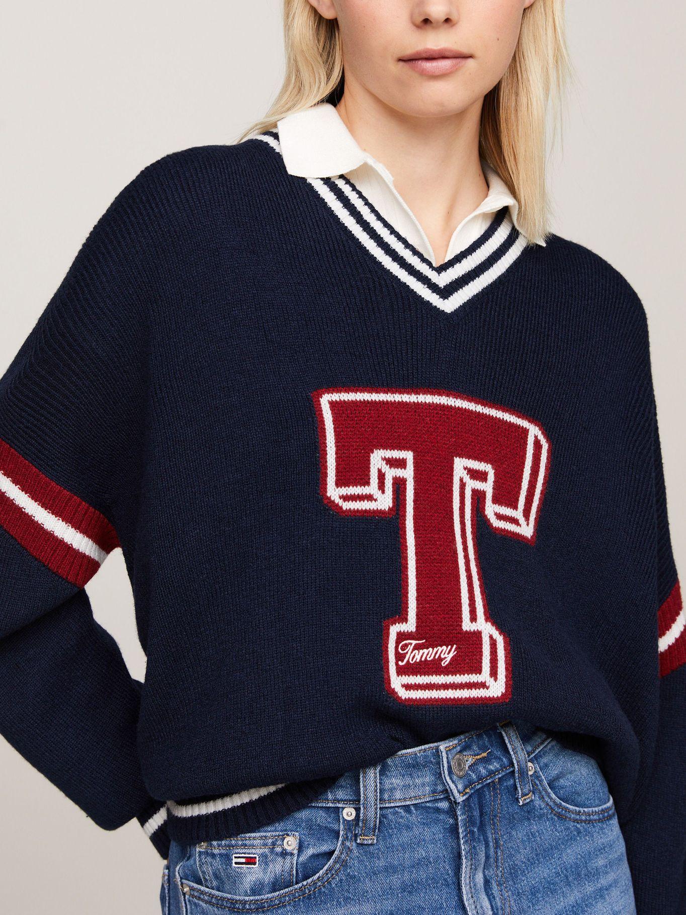 Sweater Oversize Con Logo Varsity Azul Tommy Jeans-3