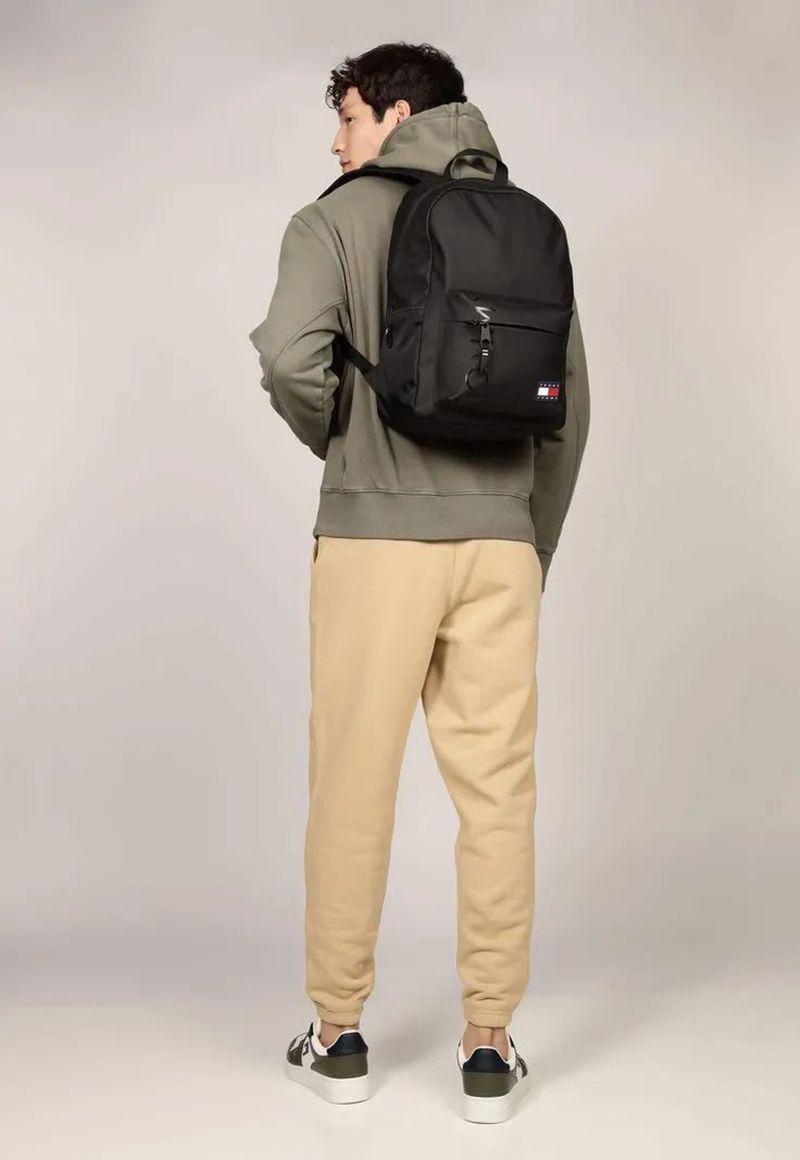 Mochila Essential Con Logo BDS Negro Tommy Hilfiger-1