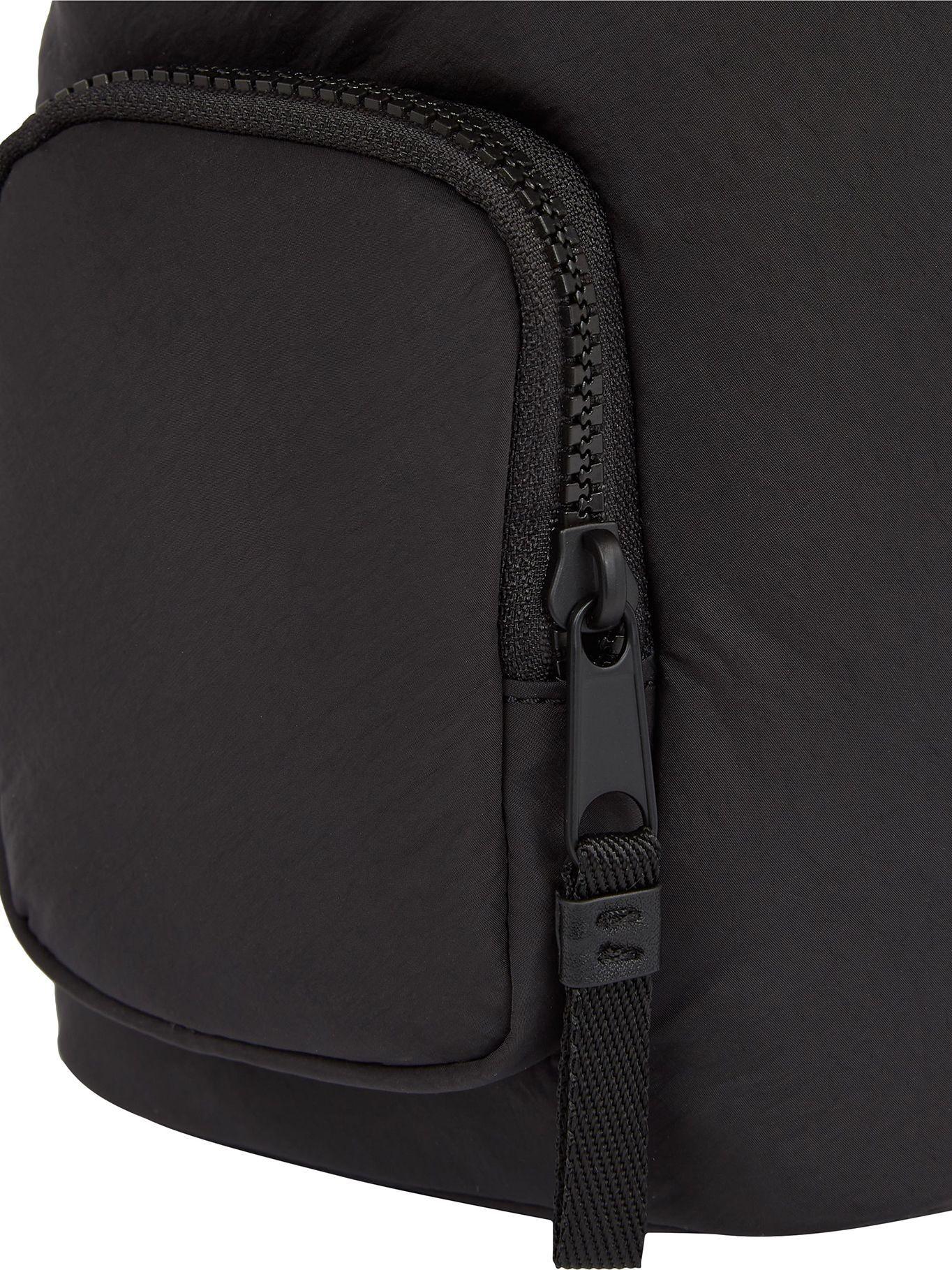 Mochila Essential Con Logo Negro Tommy Hilfiger M23-3