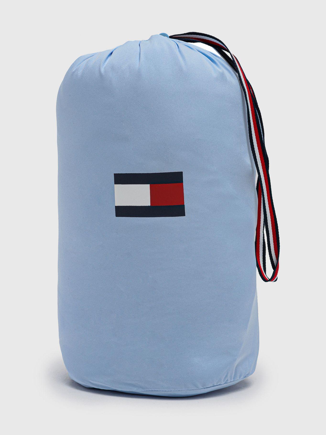 Chaqueta Packable Essential Logo Celeste Tommy Hilfiger-4