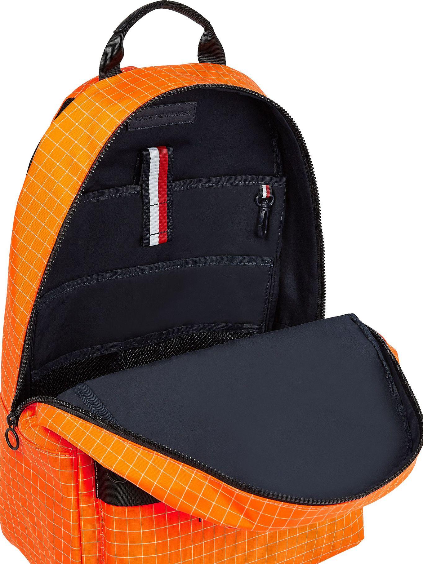 Mochila Th Established Naranjo Tommy Hilfiger JN2-2