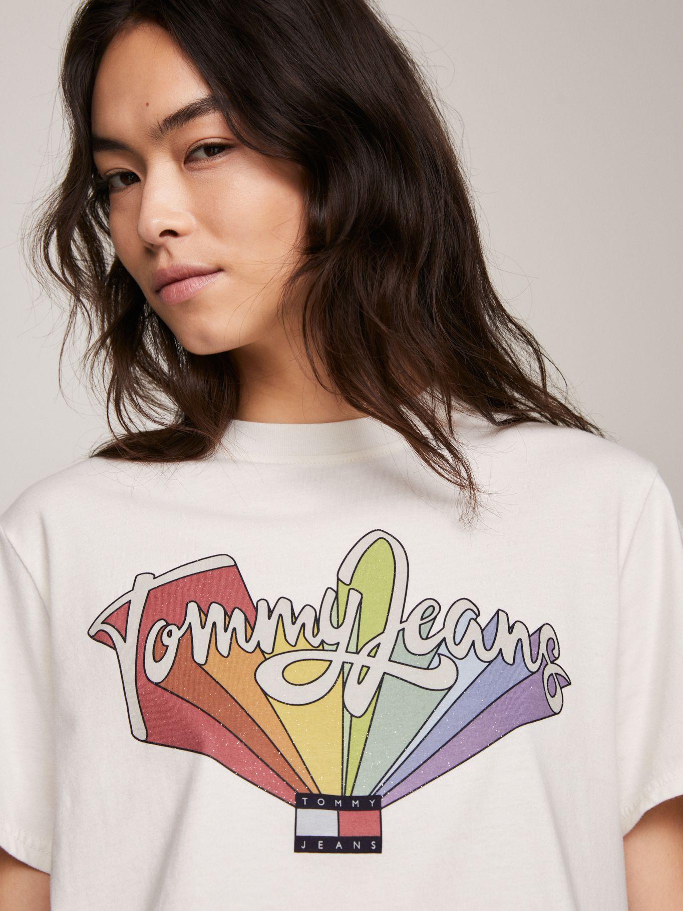 POLERA RELADEX LOGO ARCOIRIS BLANCO TOMMY JEANS-3
