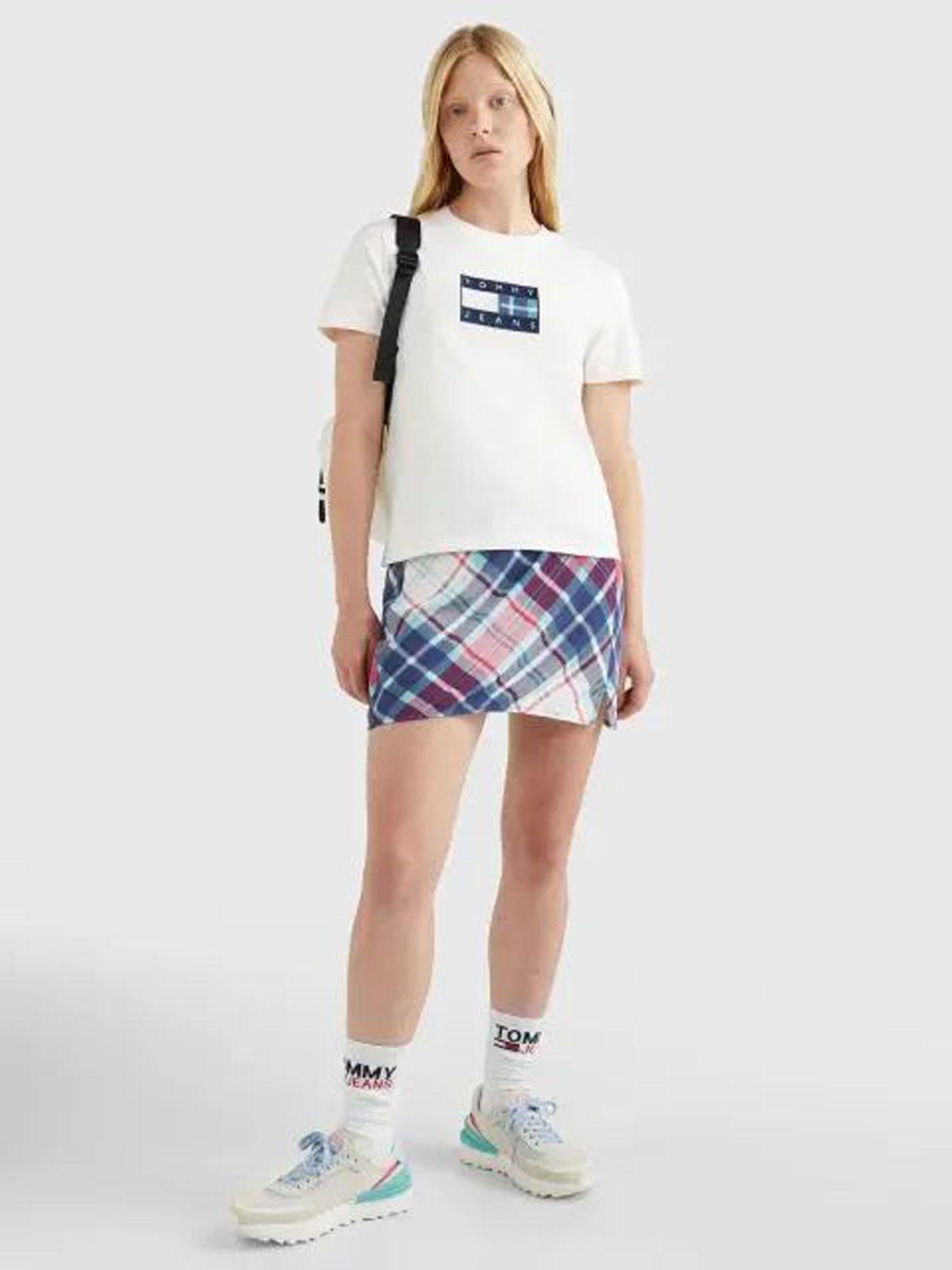 Polera Logo Tartán Regular Fit Blanco Tommy Jeans-1