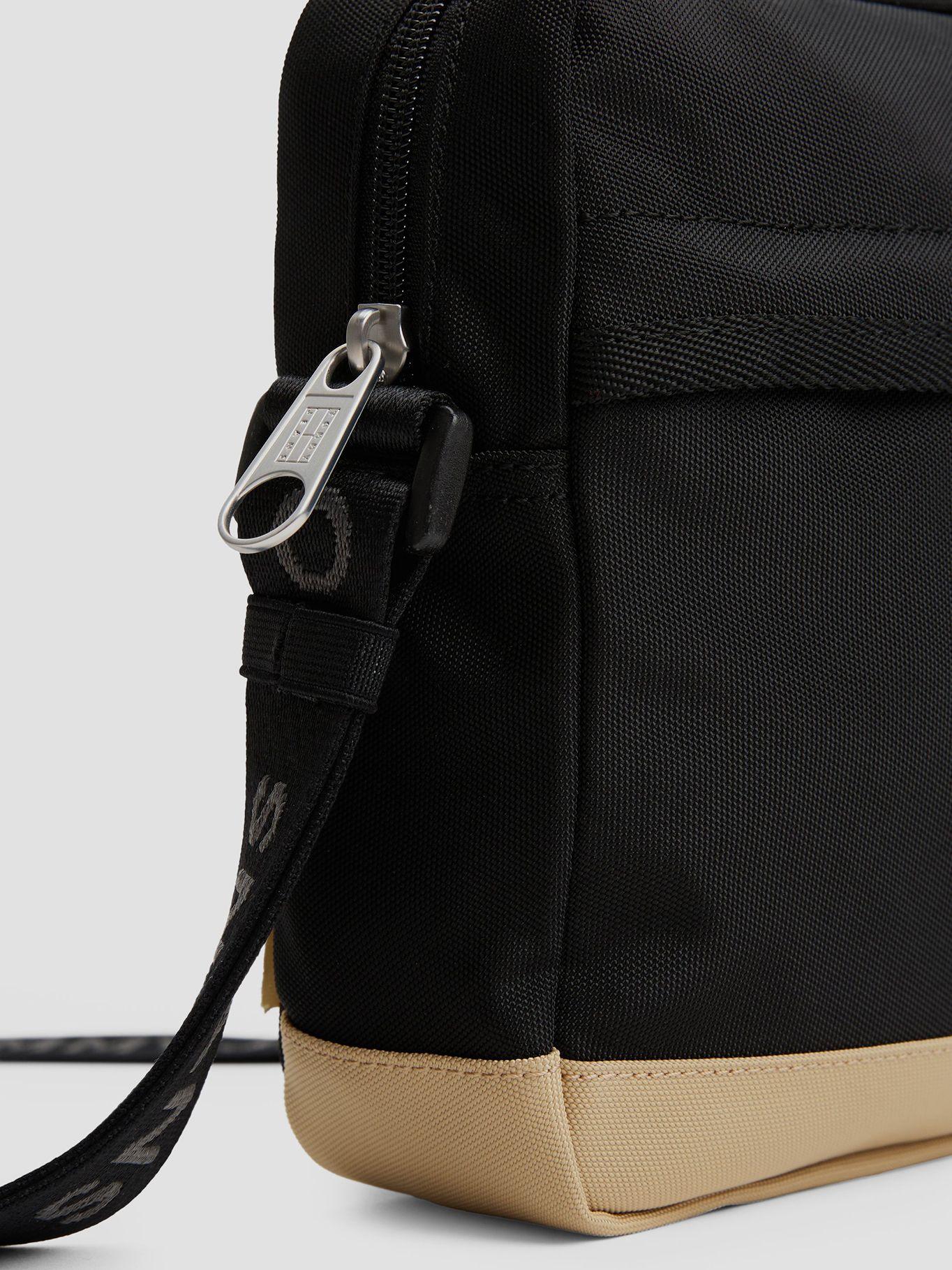 Bolso Reporter Essential Negro Tommy Hilfiger-3