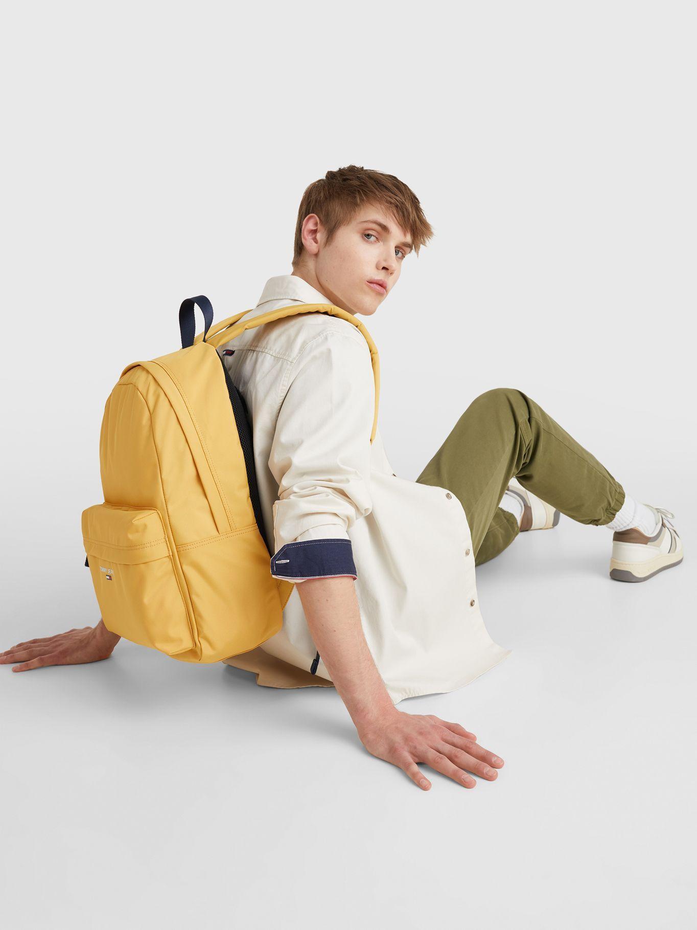 Mochila Essential Logo Amarillo Tommy Hilfiger-4