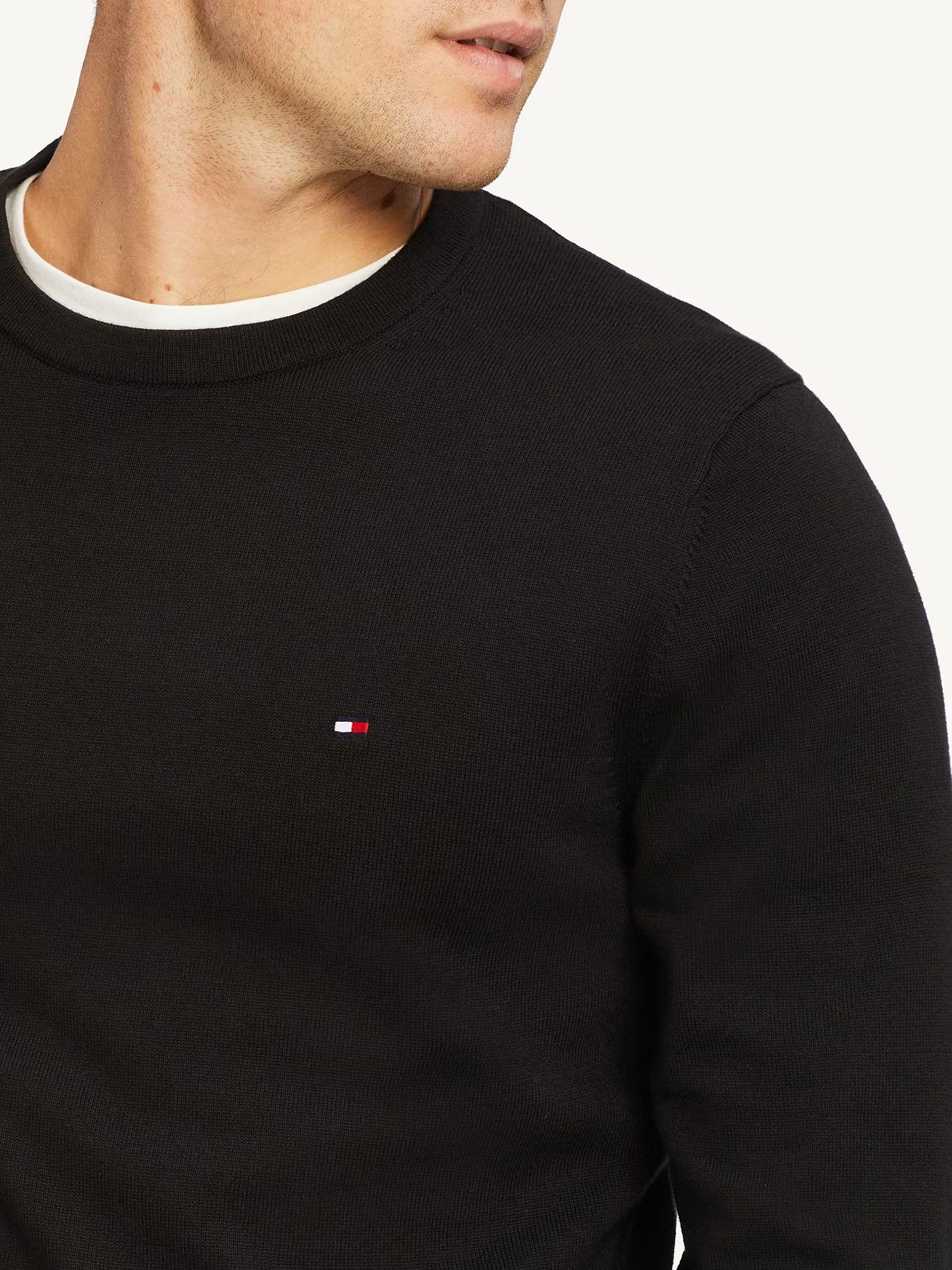 Sweater Básico Signature C-Neck Negro Tommy Hilfiger-2