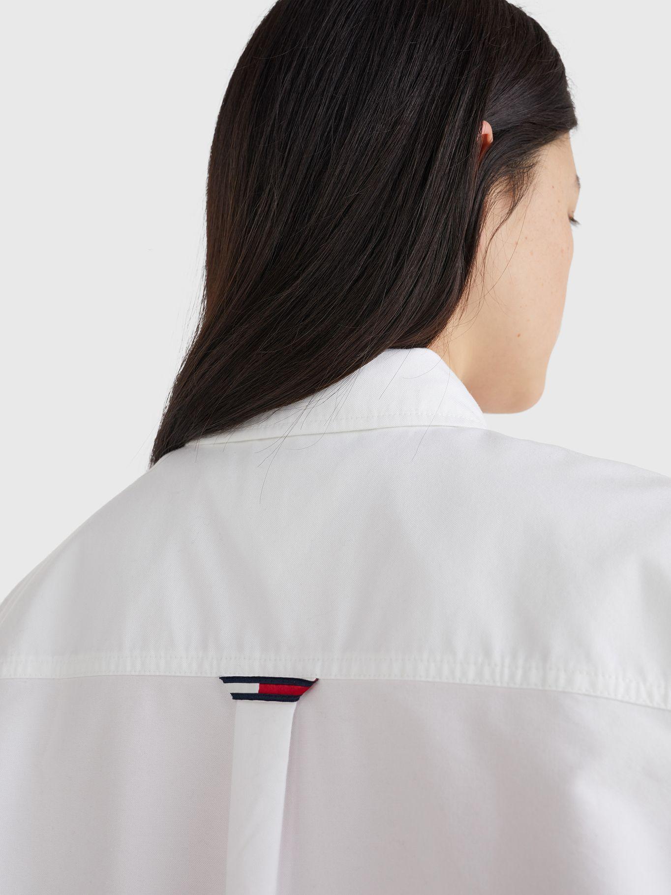 Camisa Boyfriend Fit Con Logo Blanco Tommy Hilfiger-2