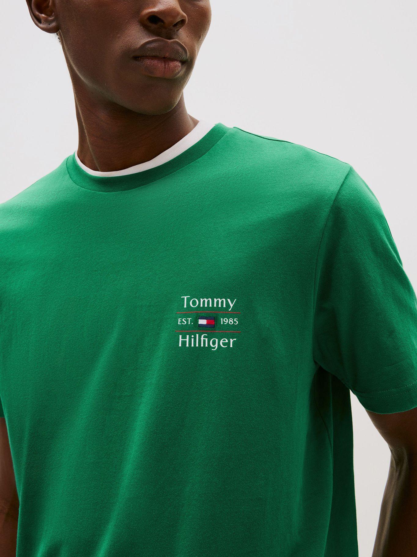 Polera Stack Con Logo Regular Fit Verde Tommy Hilfiger-3