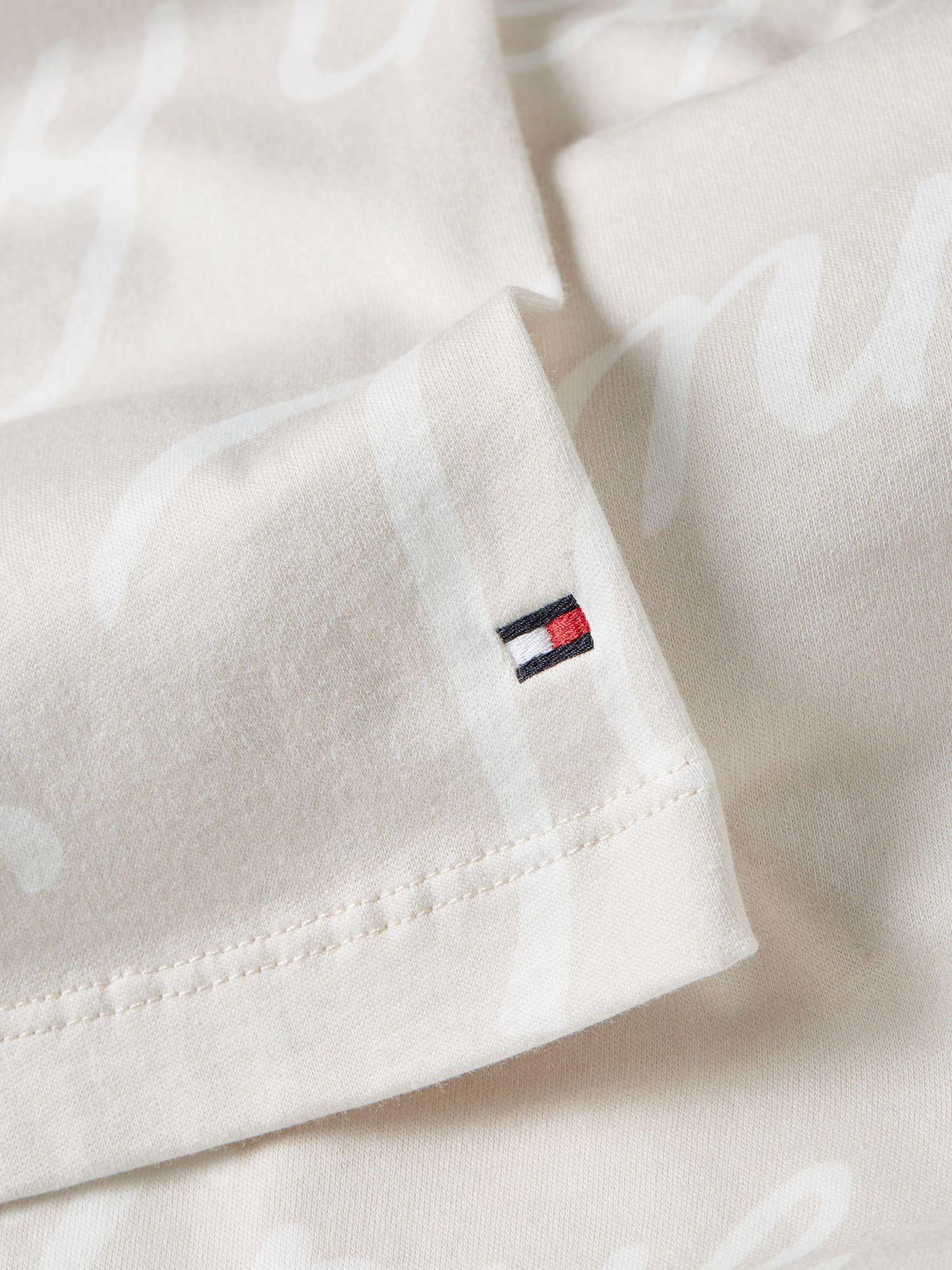 Polera C-Neck Logo Script Beige Tommy Hilfiger-2