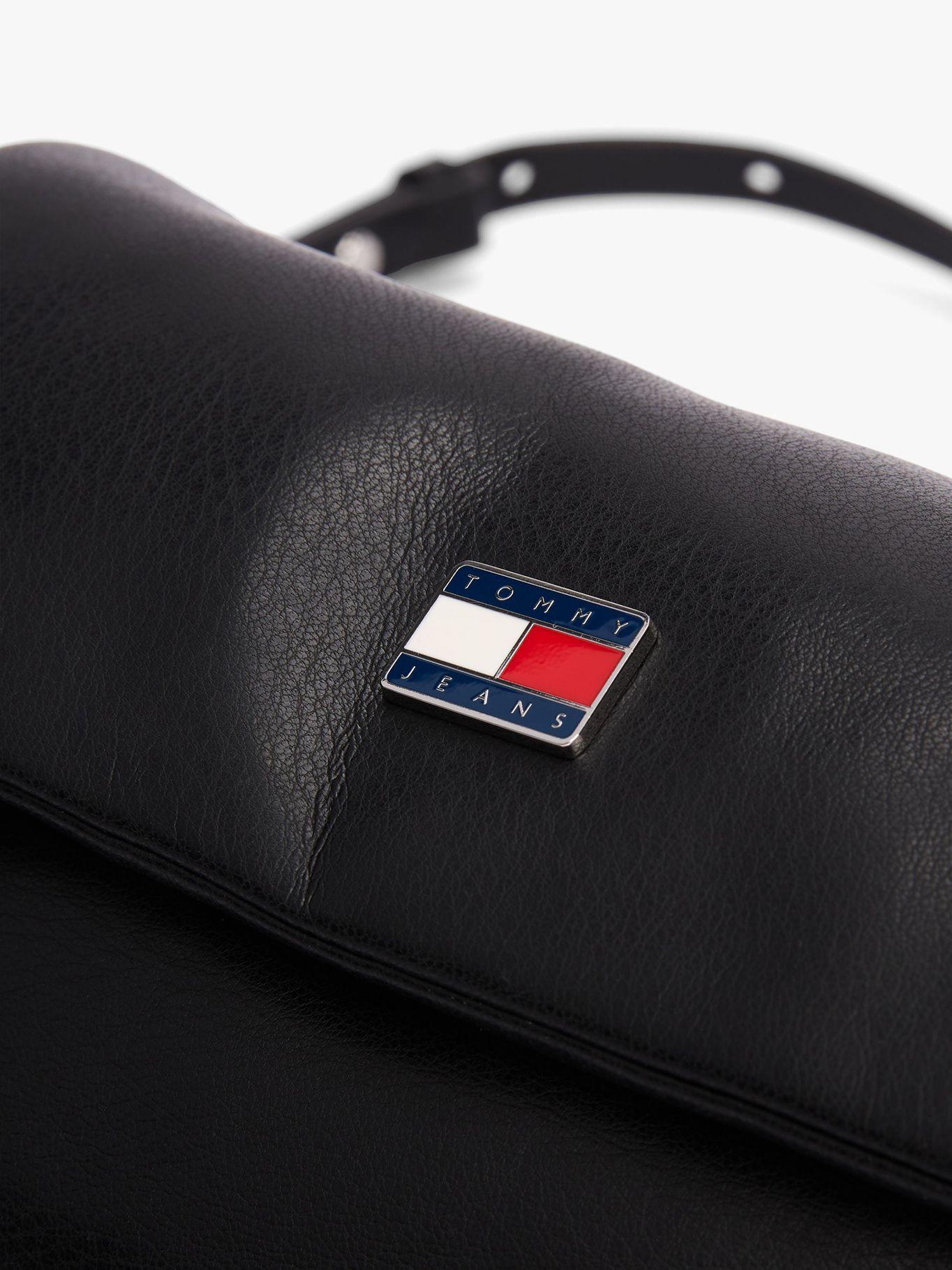 Bandolera Con Solapa Acolchada Negro Tommy Jeans-3