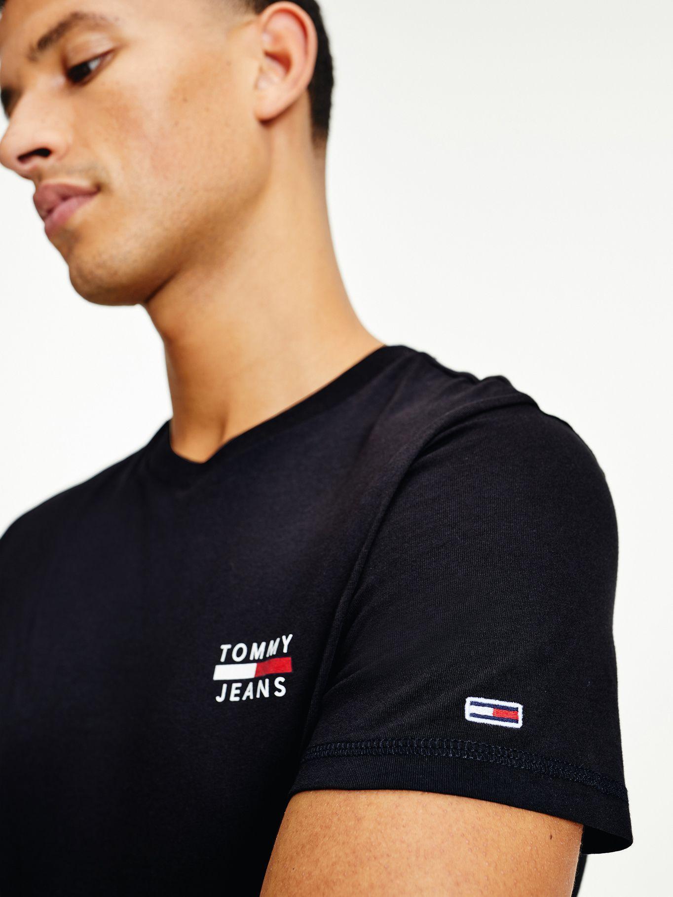 Polera Chest Logo Slim Negro Tommy Jeans F2-2