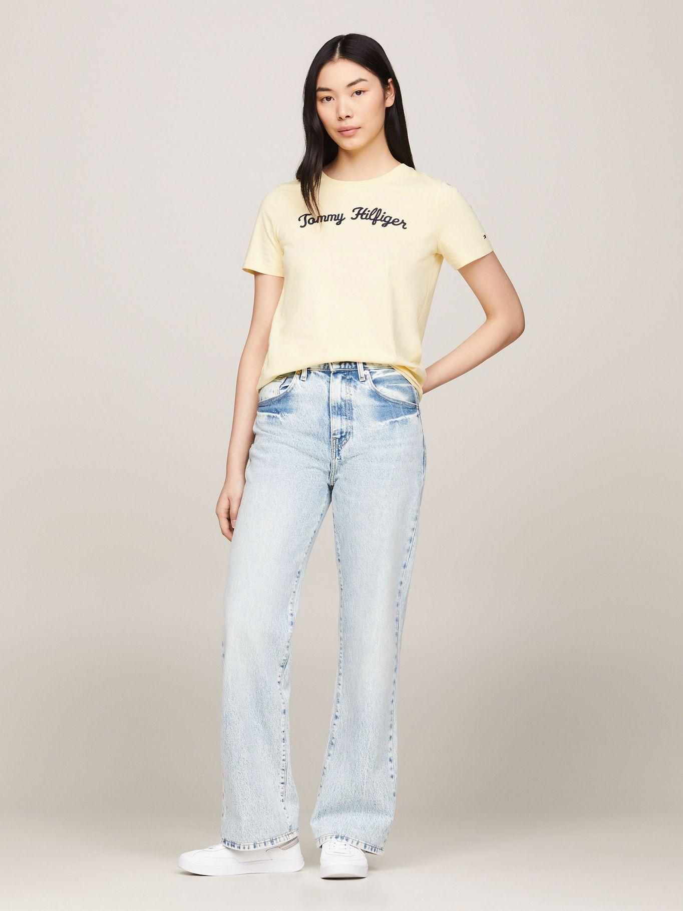 Polera Con Logo Script Bordado Amarillo Tommy Hilfiger-1