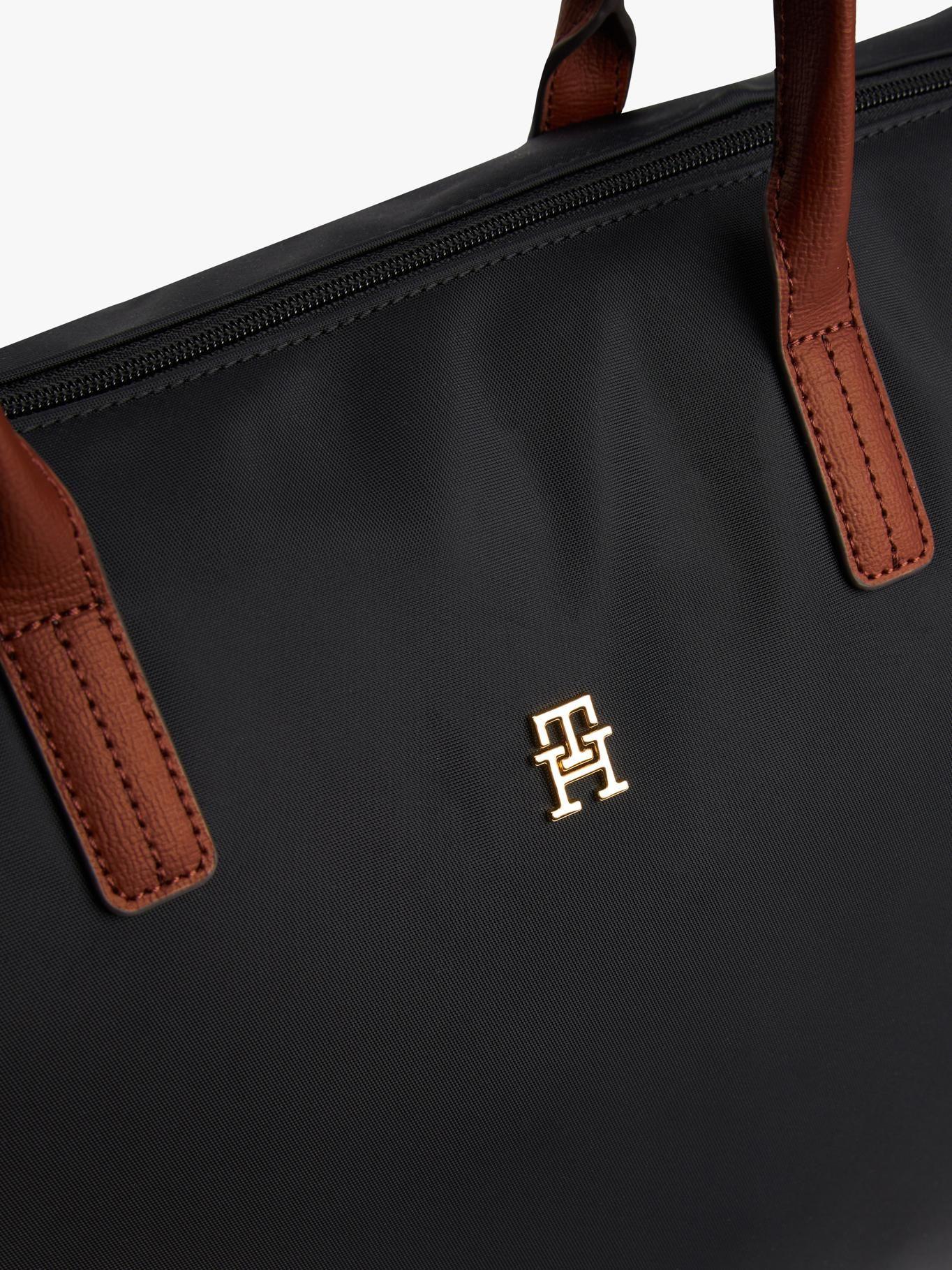 Tote Maxi Popette Monogram Negro Tommy Hilfiger-4