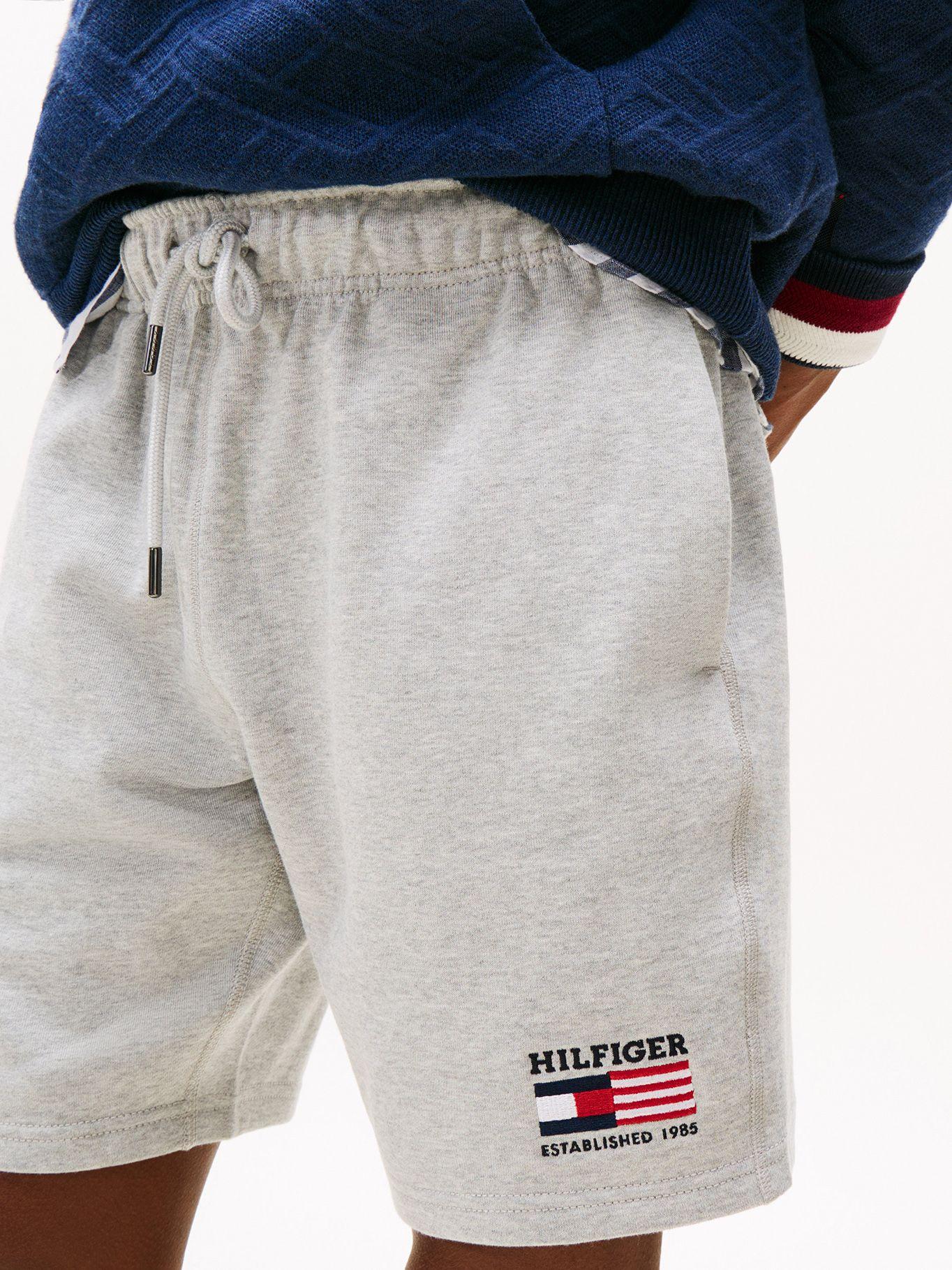 Short Con Logo Bordado Gris Tommy Hilfiger-3