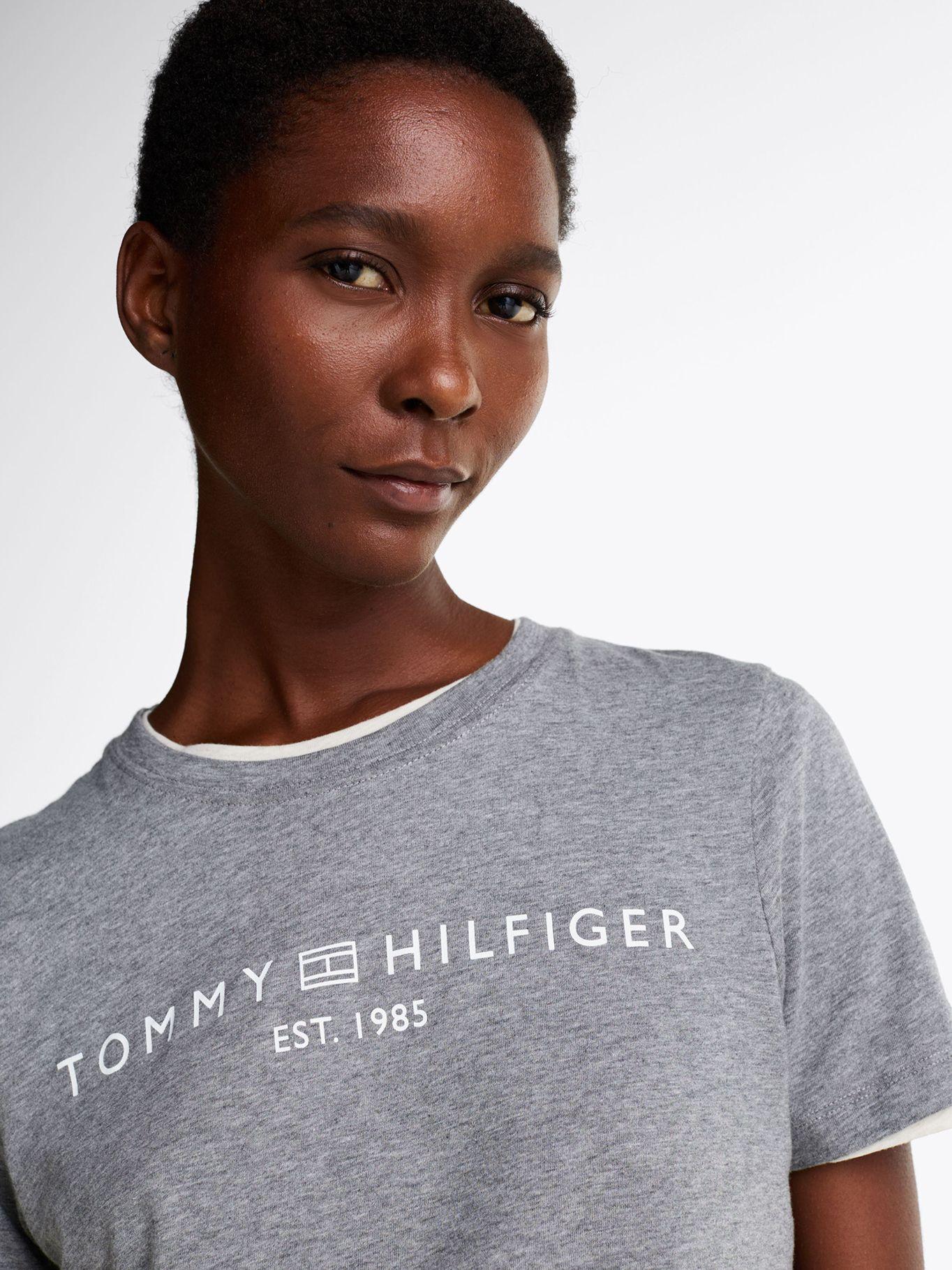 Polera Signature Con Logo Gris Tommy Hilfiger-3