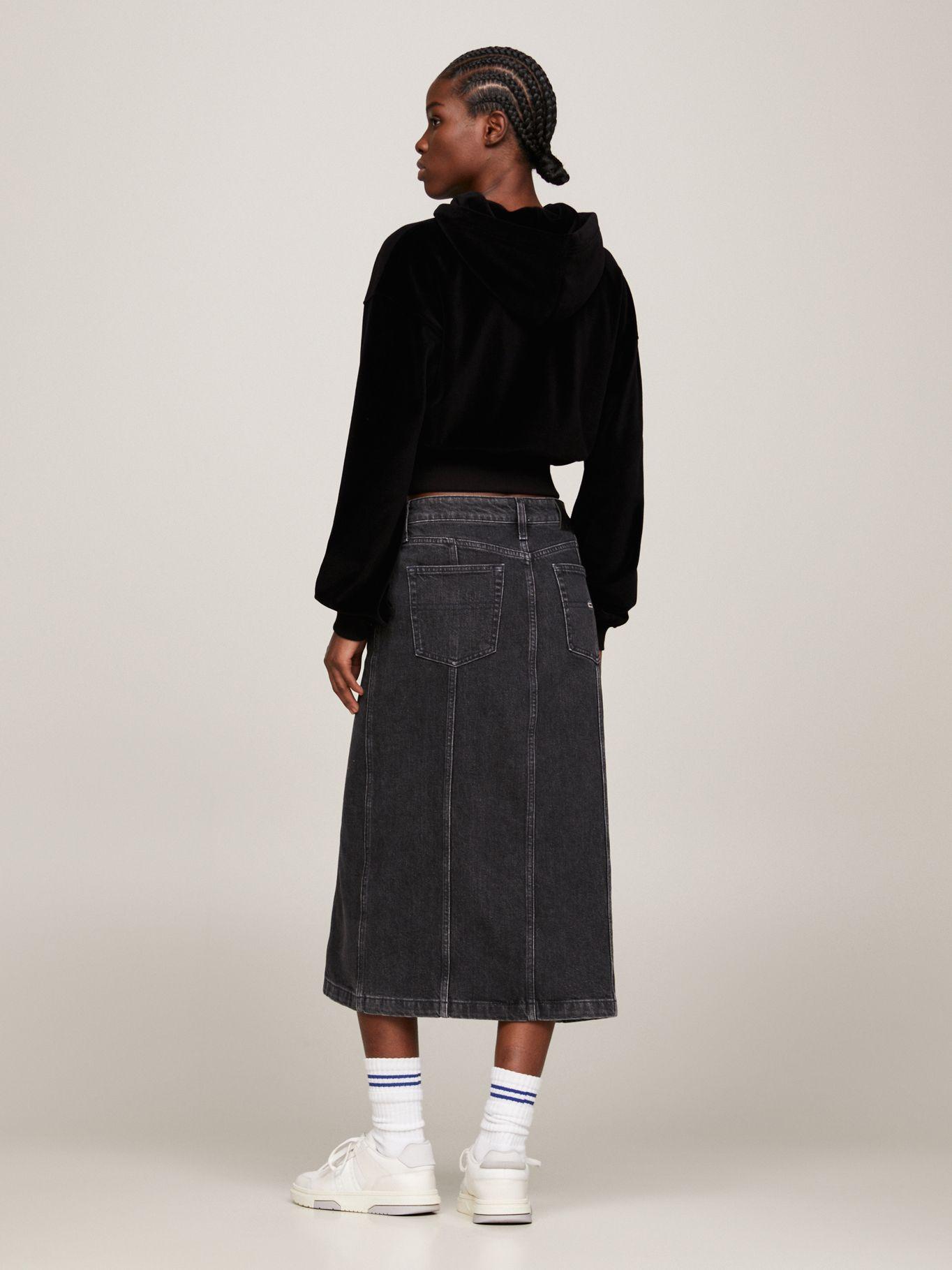 POLERÓN HOODIE VELOUR CROPPED NEGRO TOMMY JEANS-2