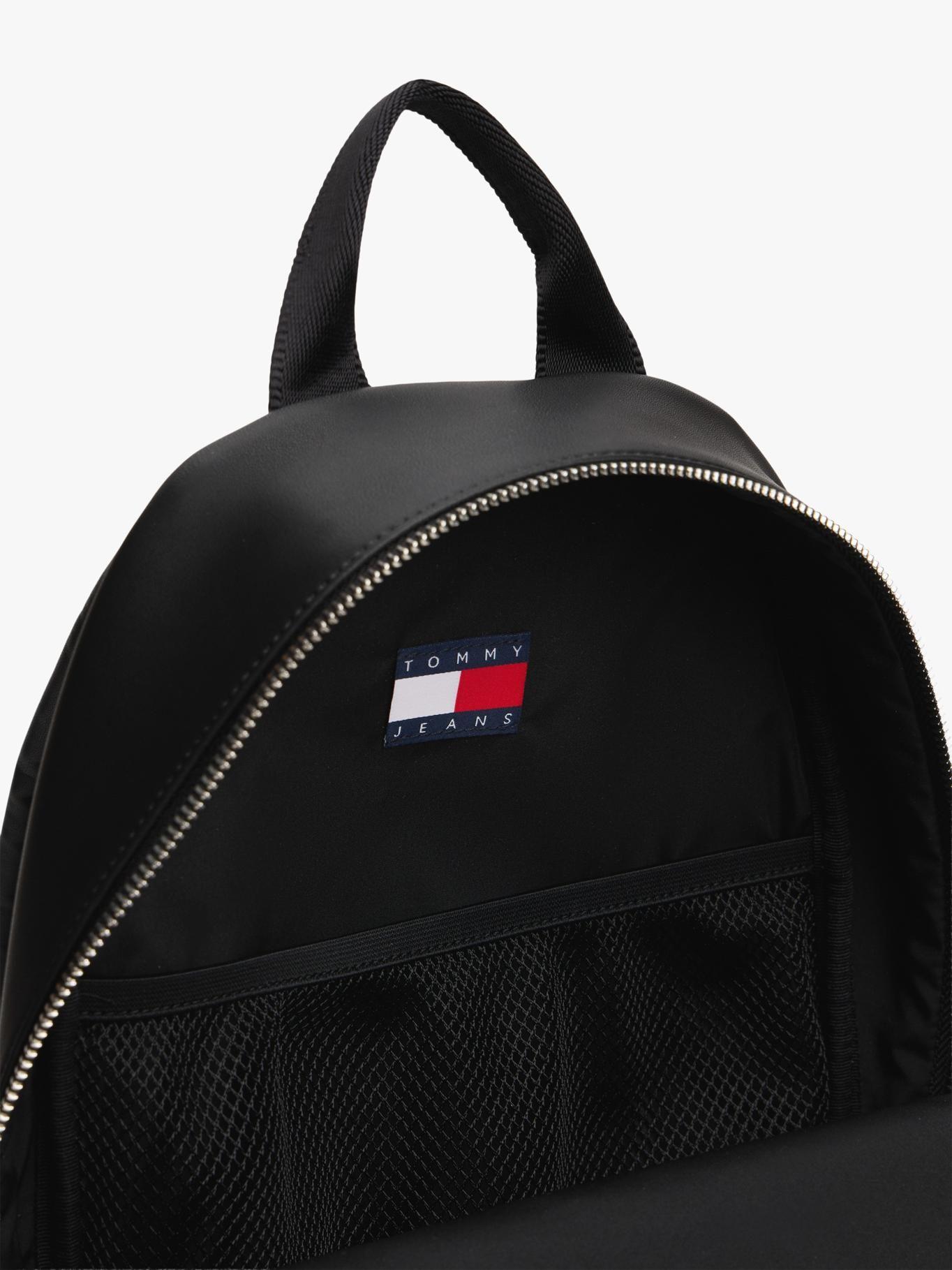 Mochila Daily Elevated Con Logo Tommy Jeans Negro-4