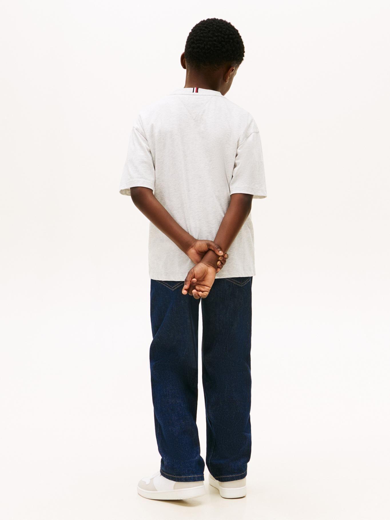 Polera Essential Archive Logo-2