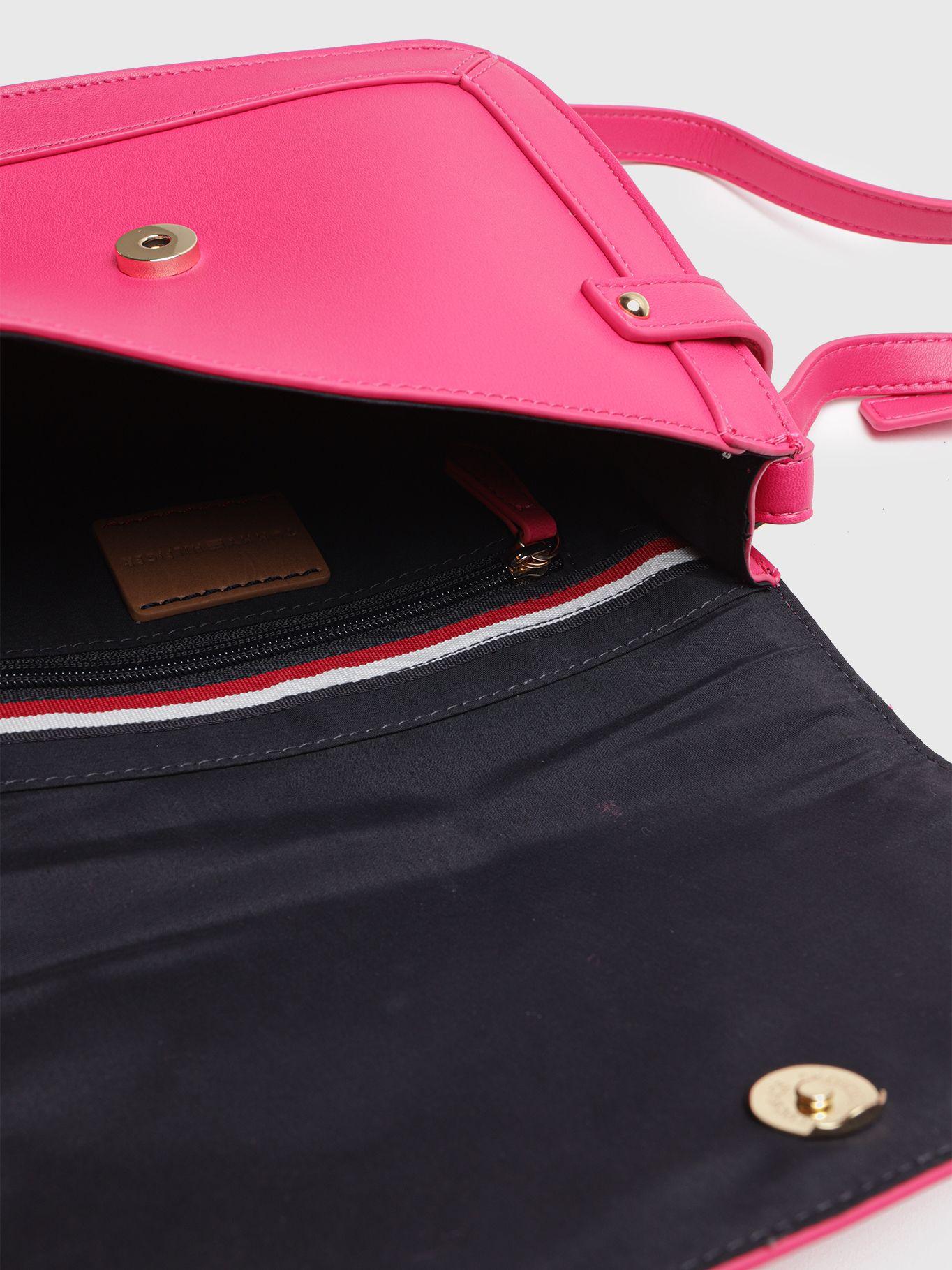 Bolso Bandolera Con Solapa Rosado Tommy Hilfiger-5