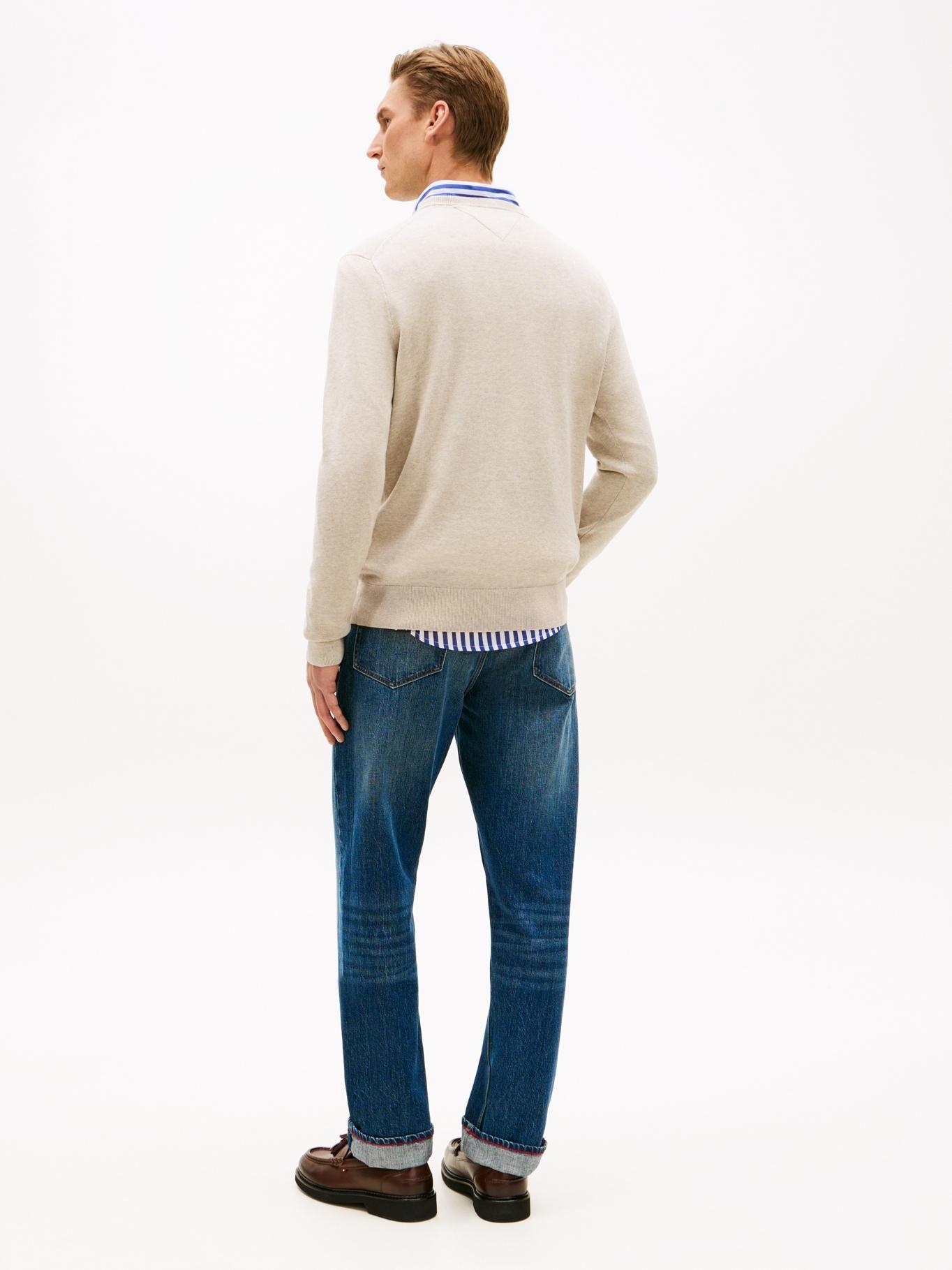 Sweater Essential C-Neck-2
