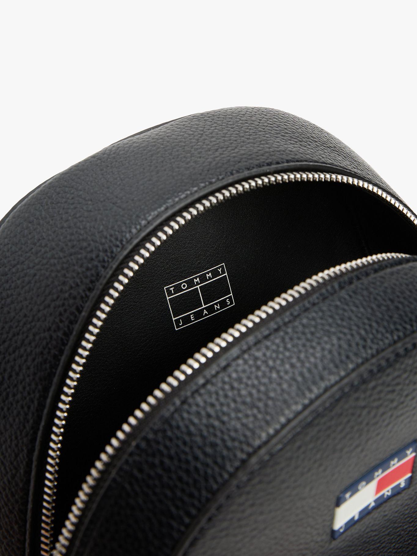 Mochila Must Con Logo Engomado Negro Tommy Jeans-3