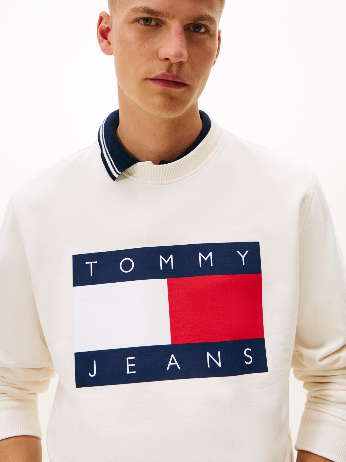 Polerón Con Bandera Estampada Tommy Jeans Blanco-3