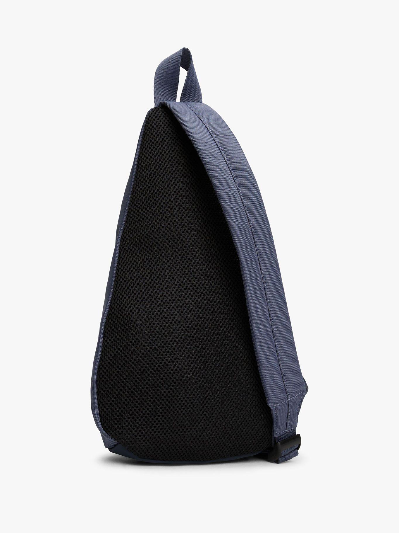 Bolso Daily Essential Con Logo Azul Tommy Jeans-2