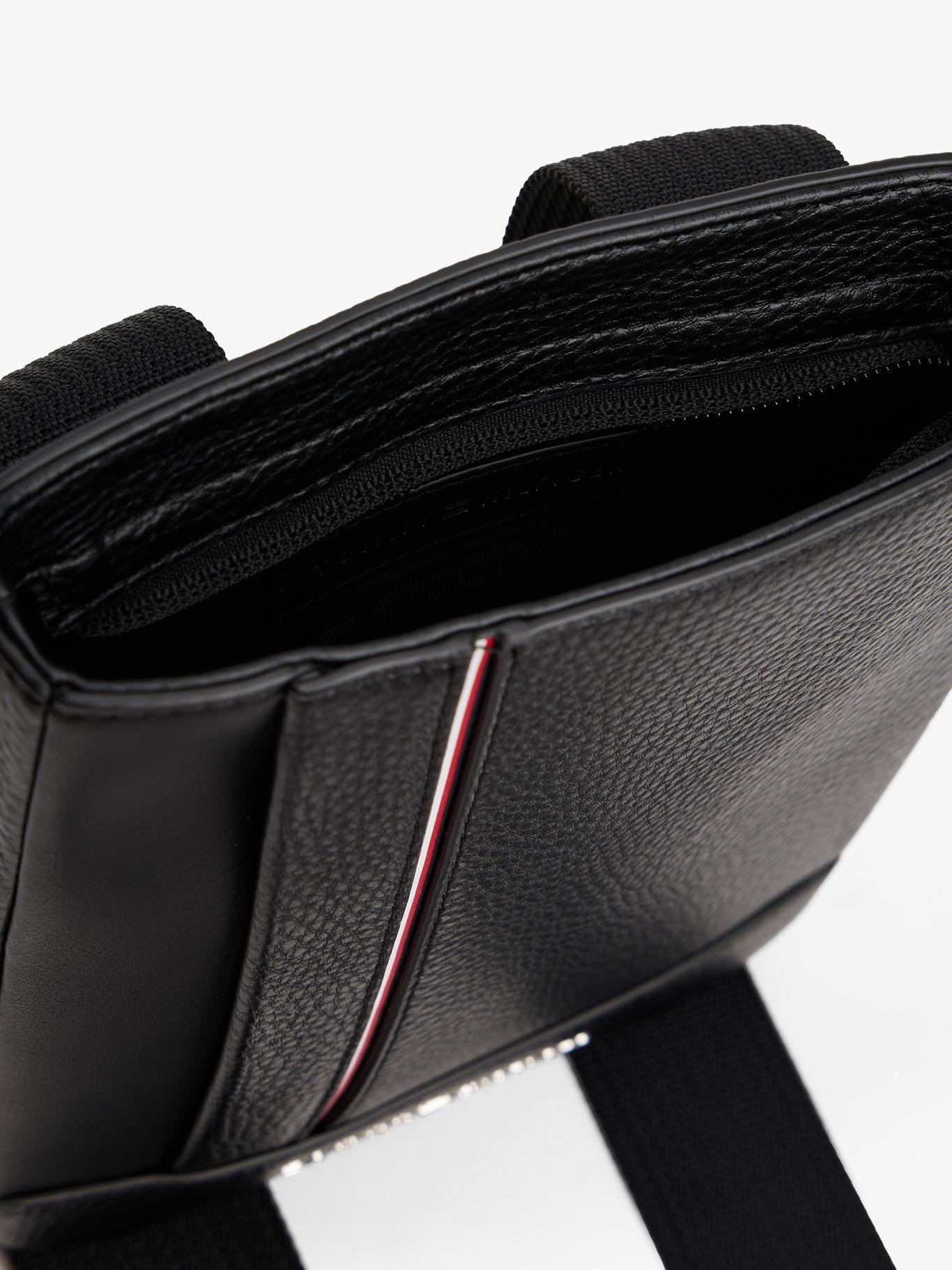 Bolso Reporter Central Con Logo Negro Tommy Hilfiger-3