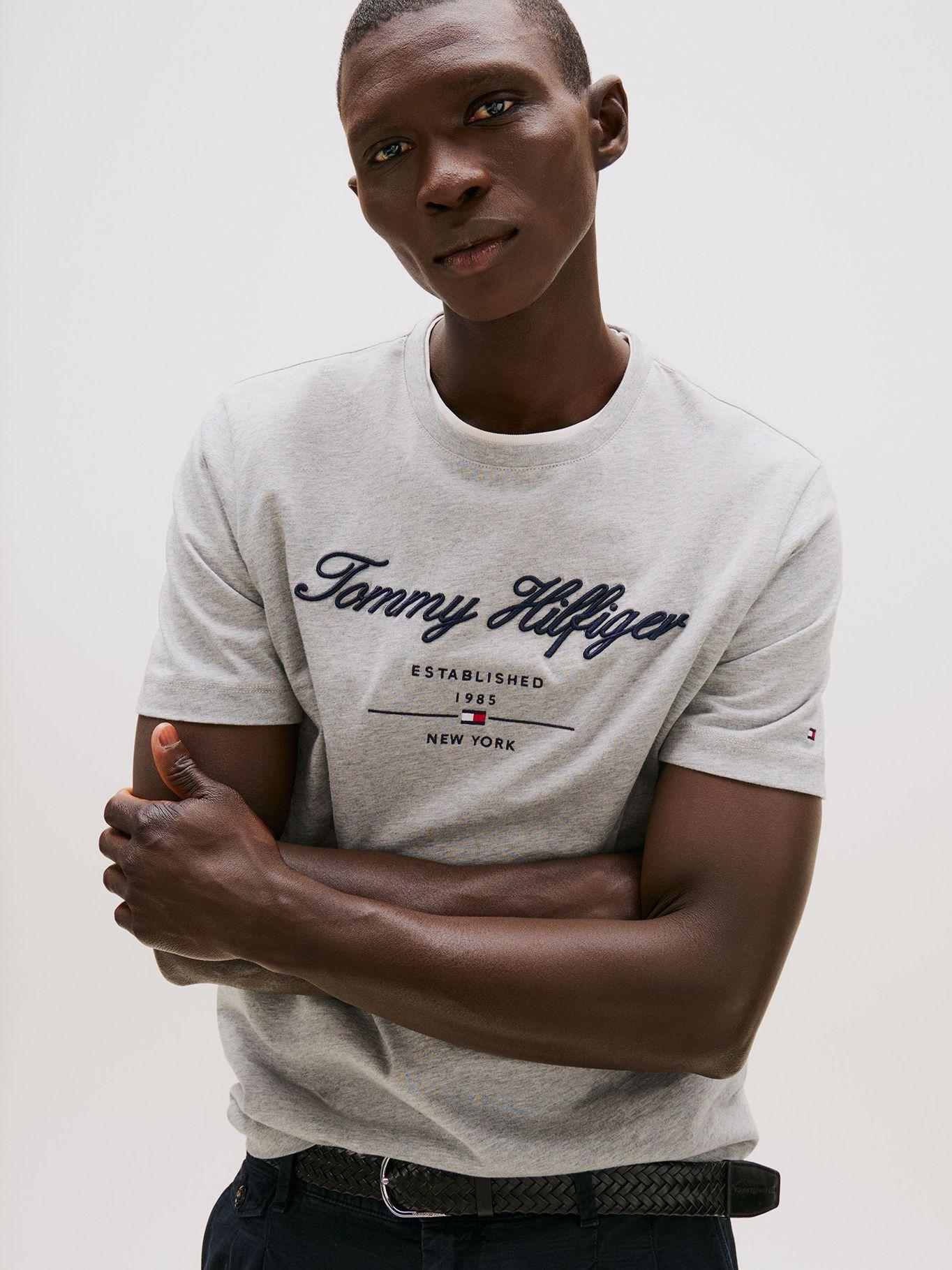 Polera Con Script Logo Gris Tommy Hilfiger-3