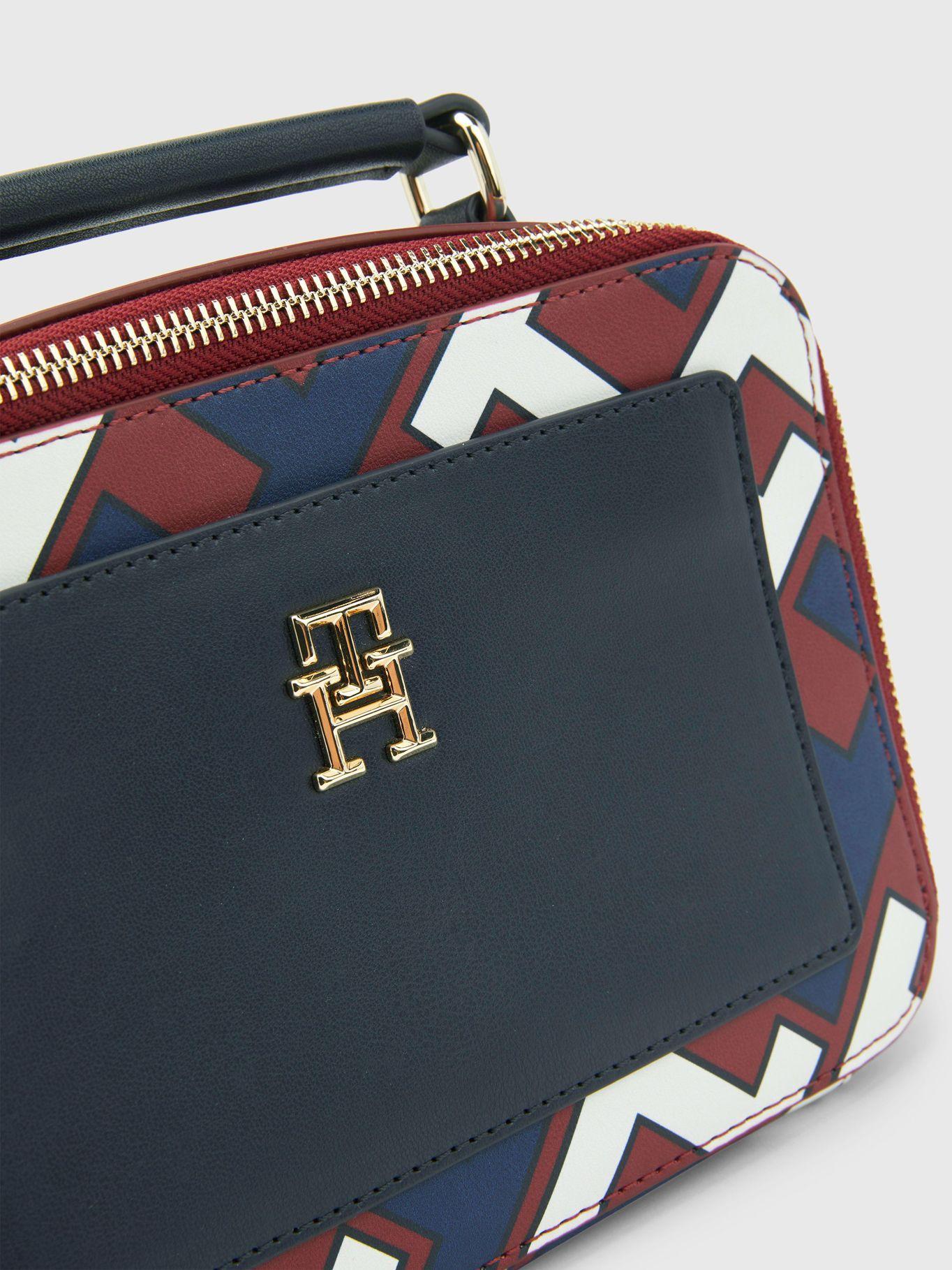 Cartera Iconic Con Monograma Burdeo Tommy Hilfiger-3
