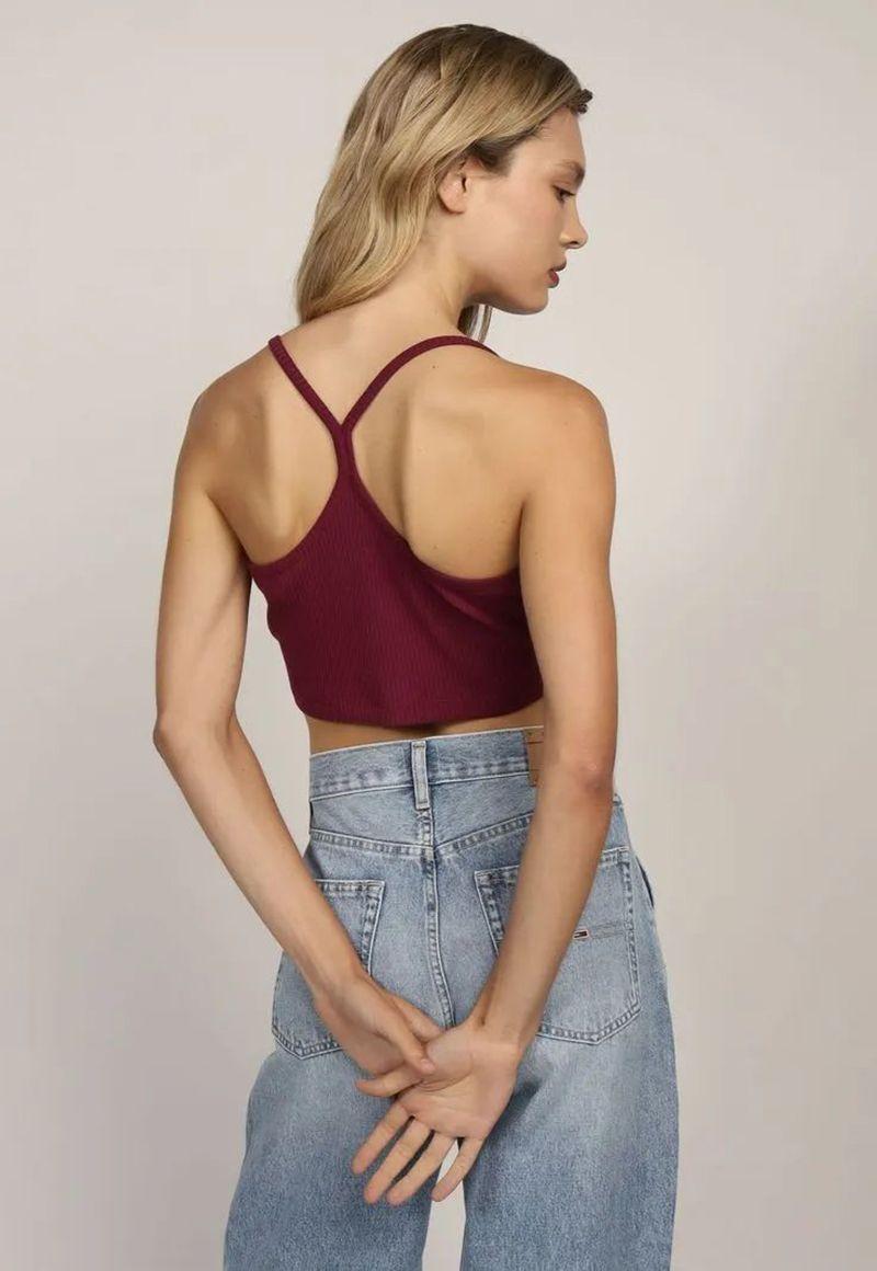 Polera Manga Pabilo Logo De Parche Burdeo Tommy Jeans-2