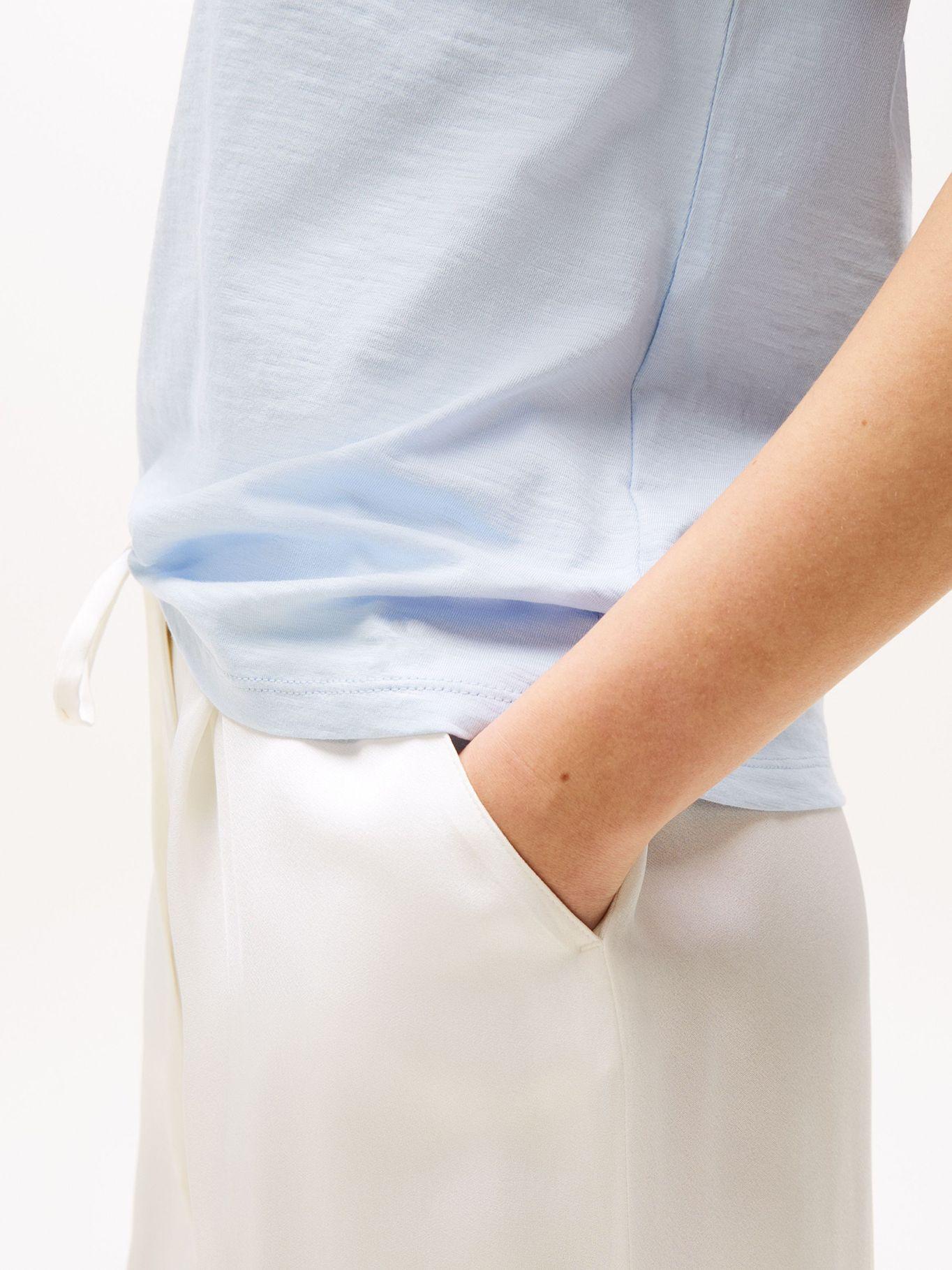 Polera Texturizada Con Logo Celeste C1O Tommy Hilfiger-3