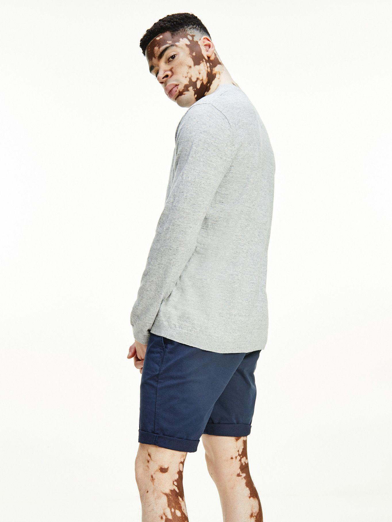 Sweater Organic Cotton Gris Tommy Jeans E2-1