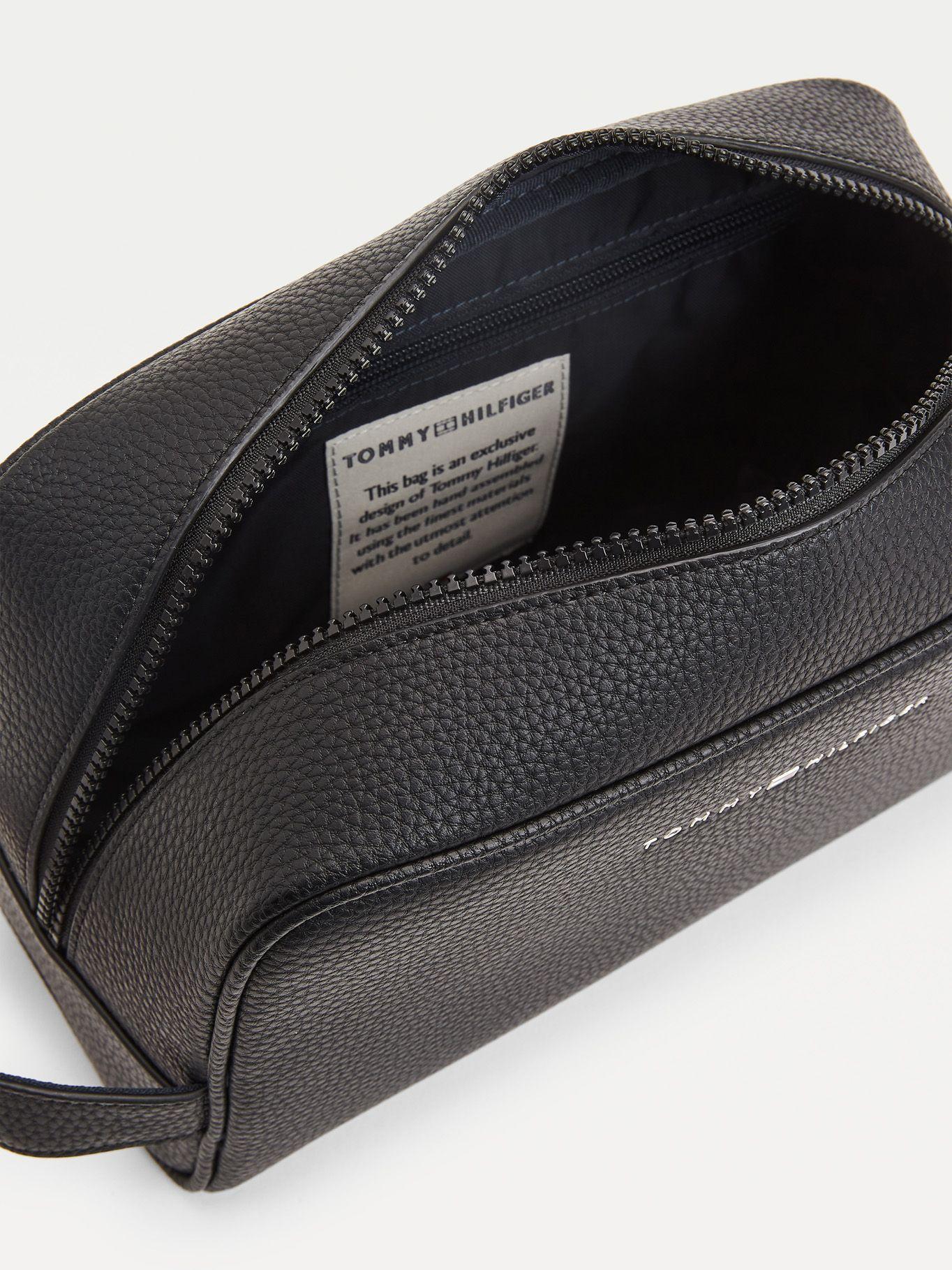 Neceser Essential Negro Tommy Hilfiger A2-2
