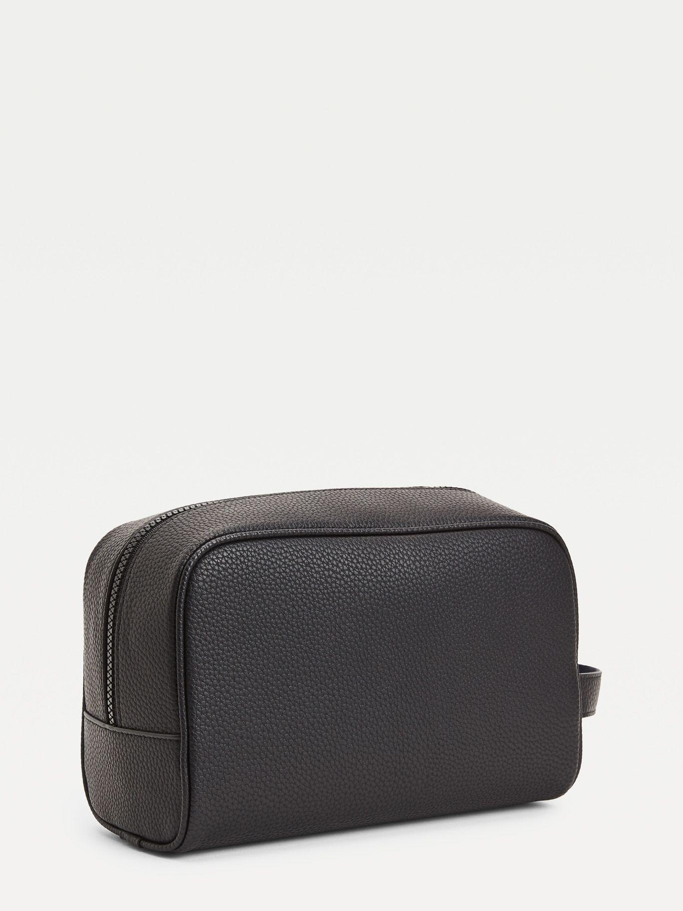 Neceser Essential Negro Tommy Hilfiger A2-1